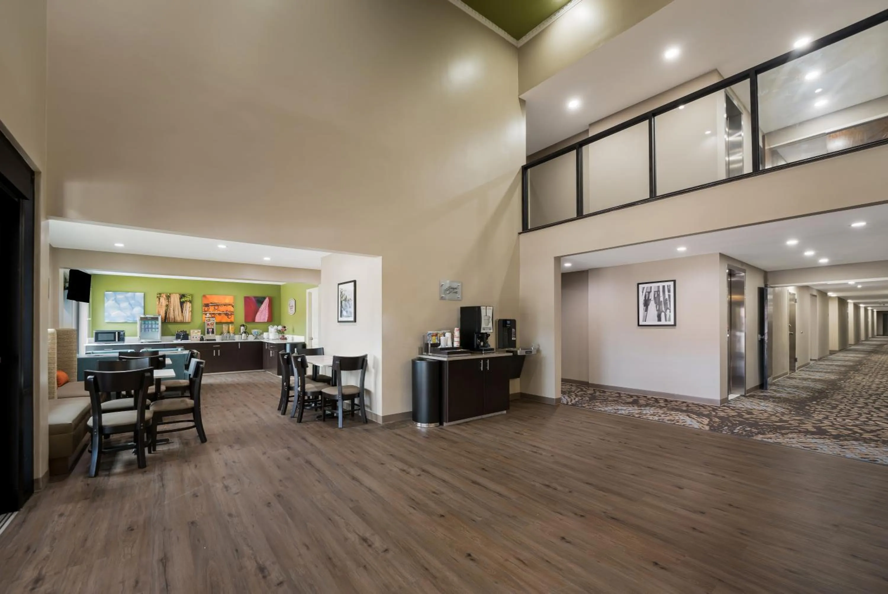 Lobby or reception in Rodeway Inn