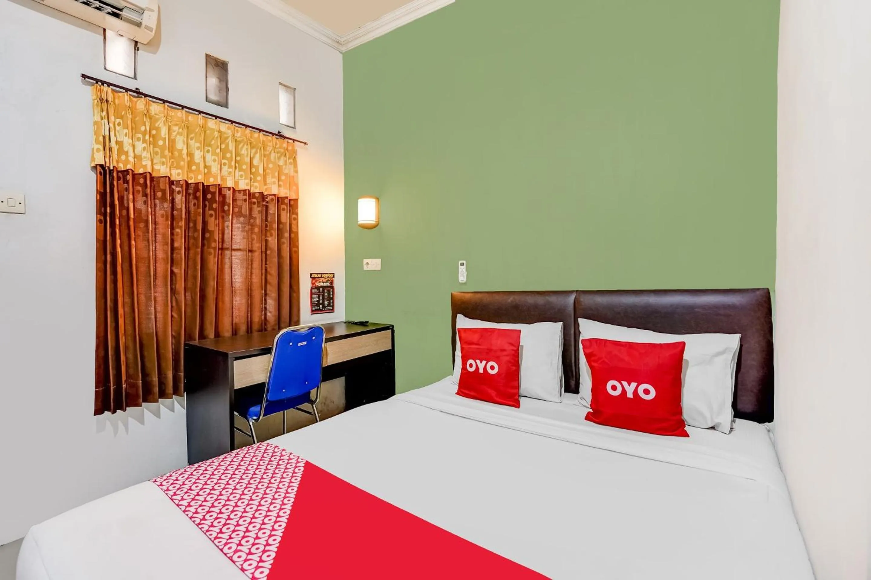 Bedroom in OYO 91292 Pondok Inap Shofwa 1