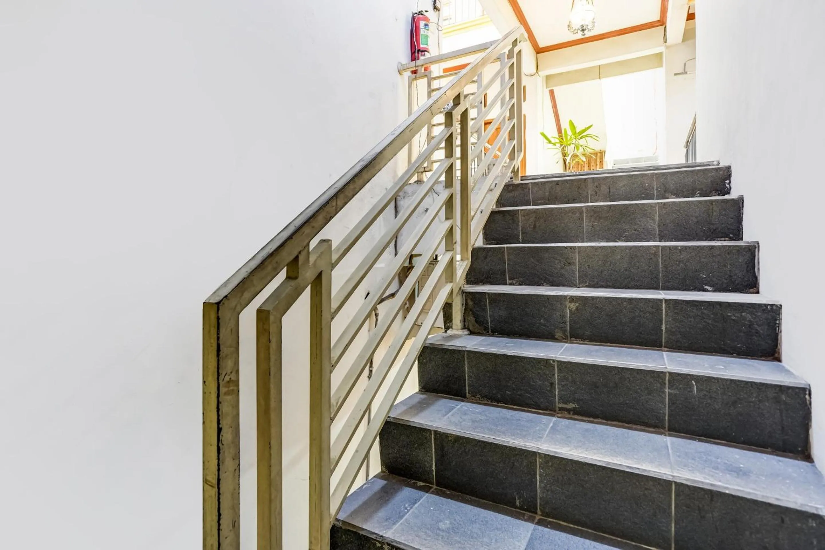 Lobby or reception in OYO 91292 Pondok Inap Shofwa 1