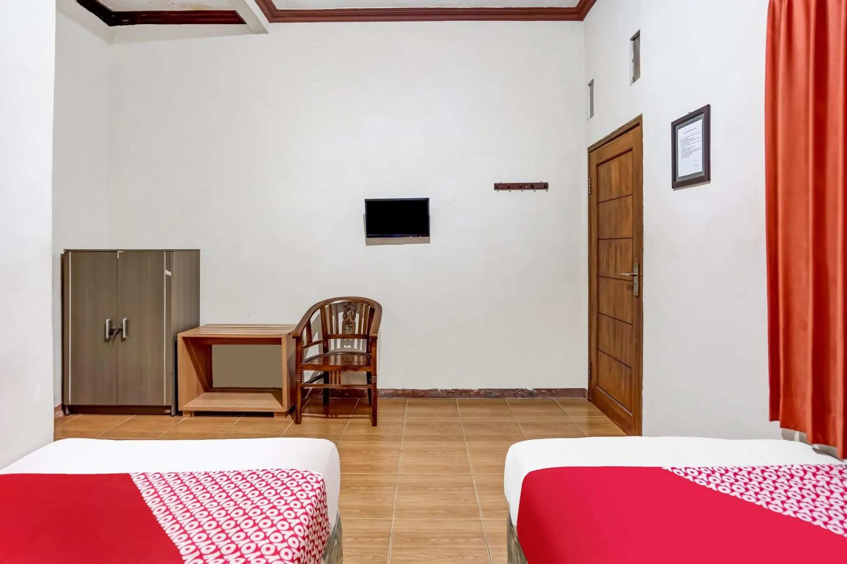 Bedroom in OYO 91292 Pondok Inap Shofwa 1