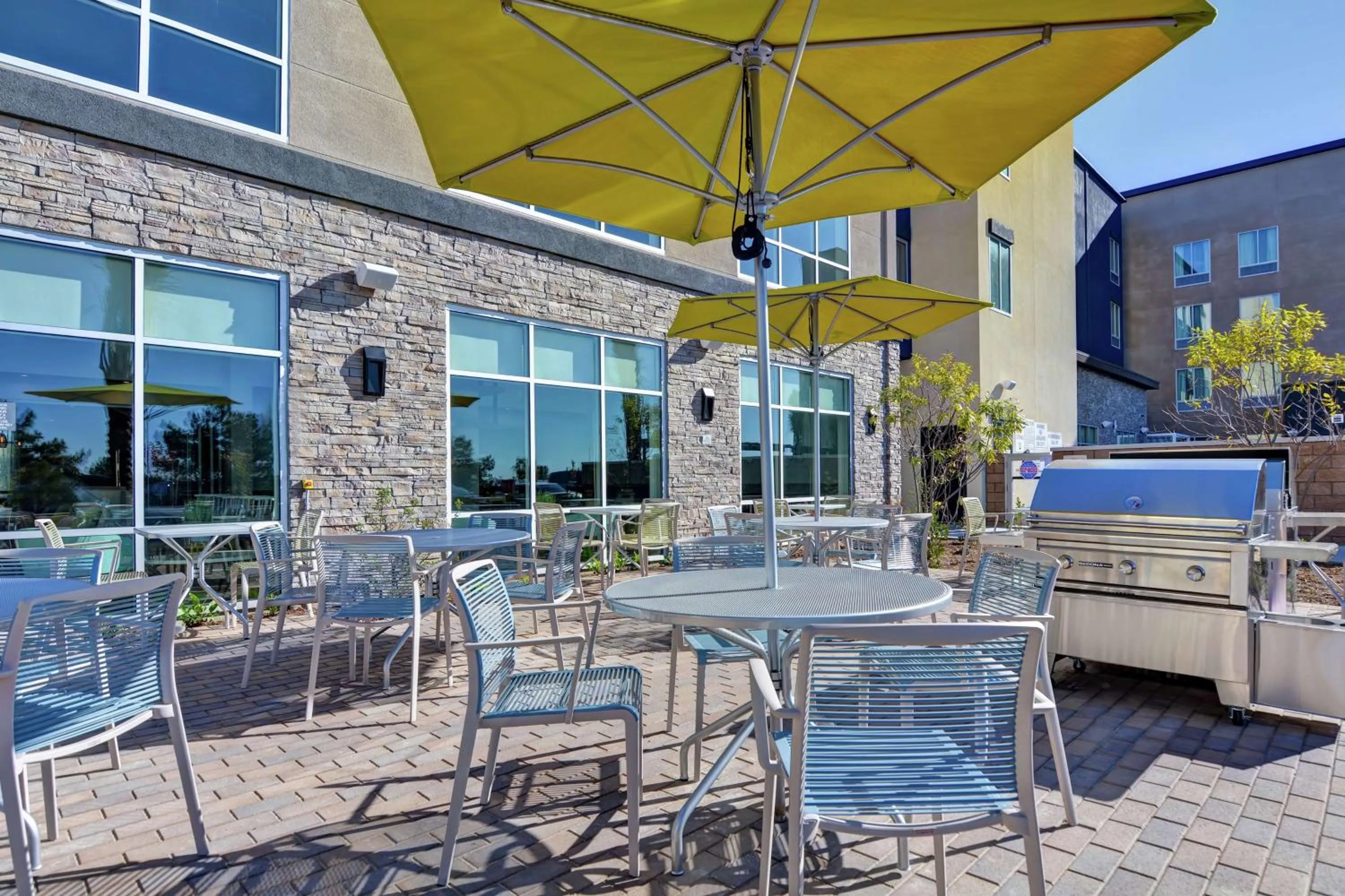 Patio in Hampton Inn Chula Vista Eastlake