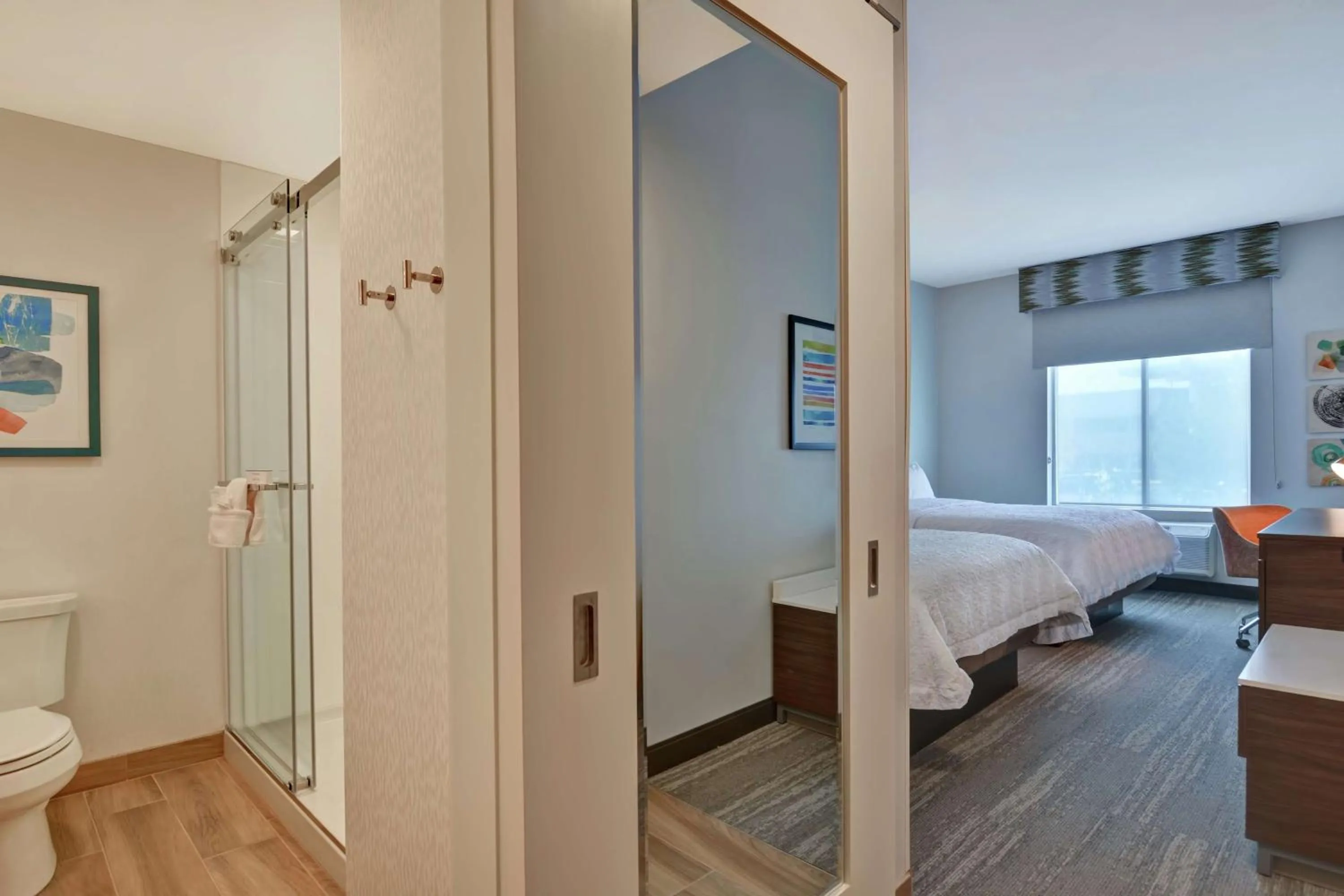 Bedroom, Bed in Hampton Inn Chula Vista Eastlake