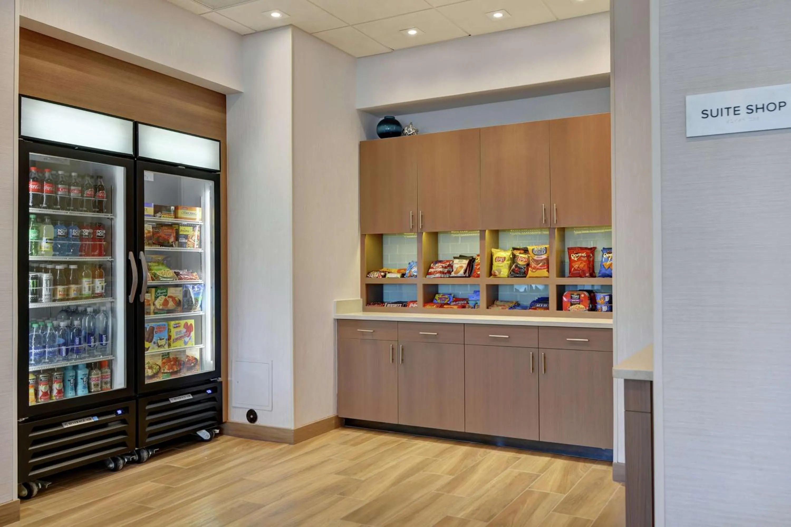 Restaurant/places to eat in Hampton Inn Chula Vista Eastlake