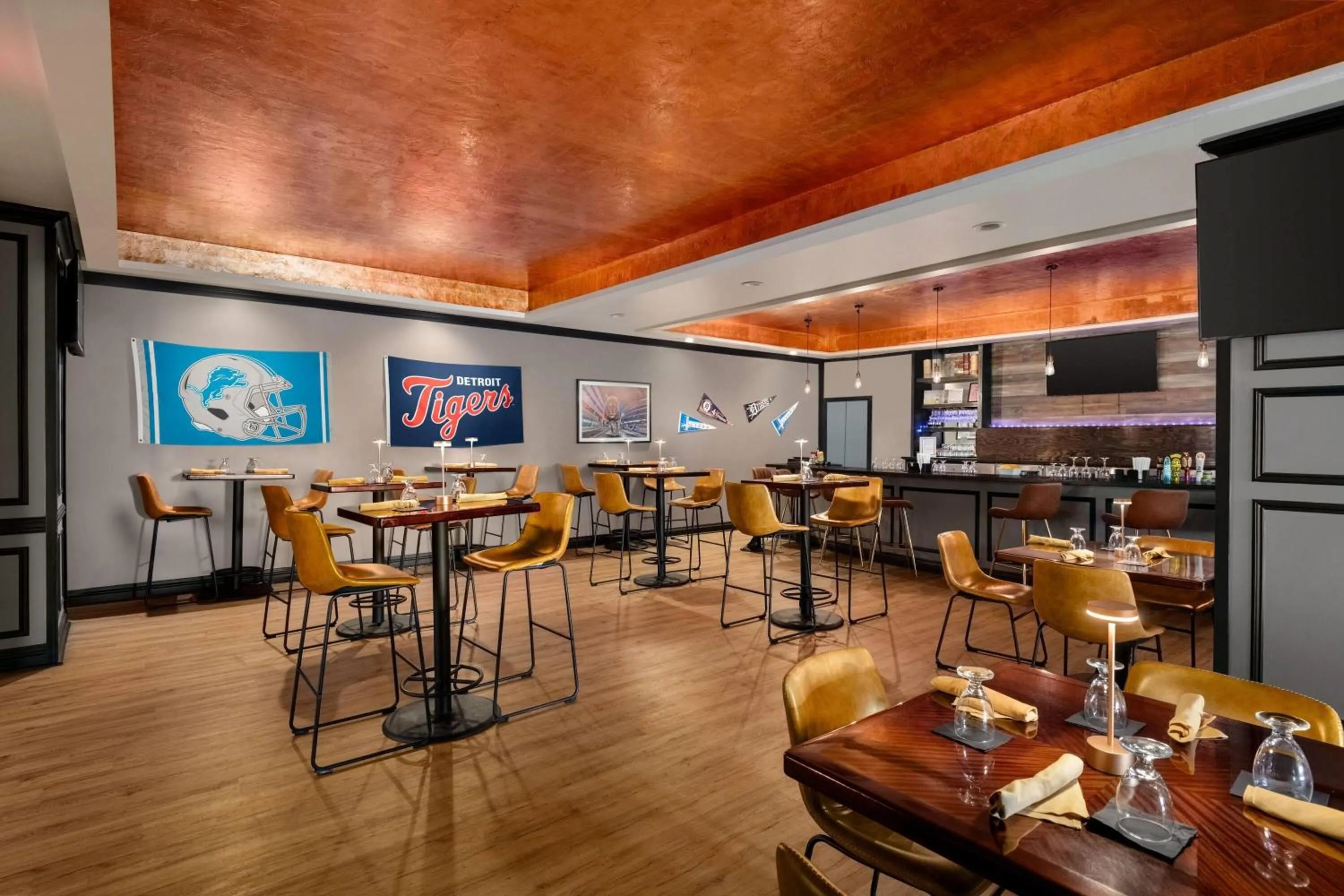 Restaurant/places to eat in Fort Pontchartrain Detroit, a Wyndham Hotel