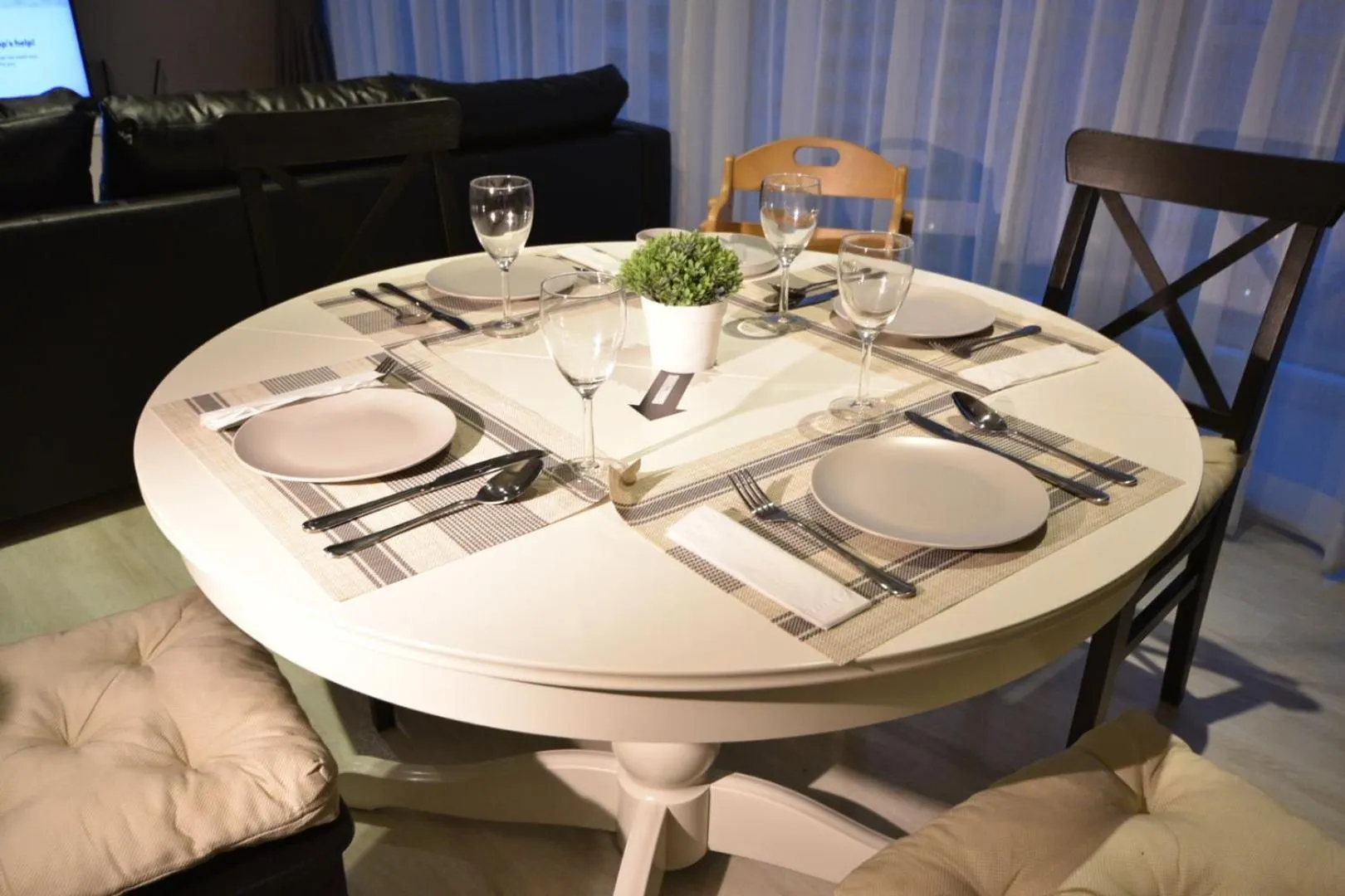 Dining area in Veranda residence pattaya By Kzy