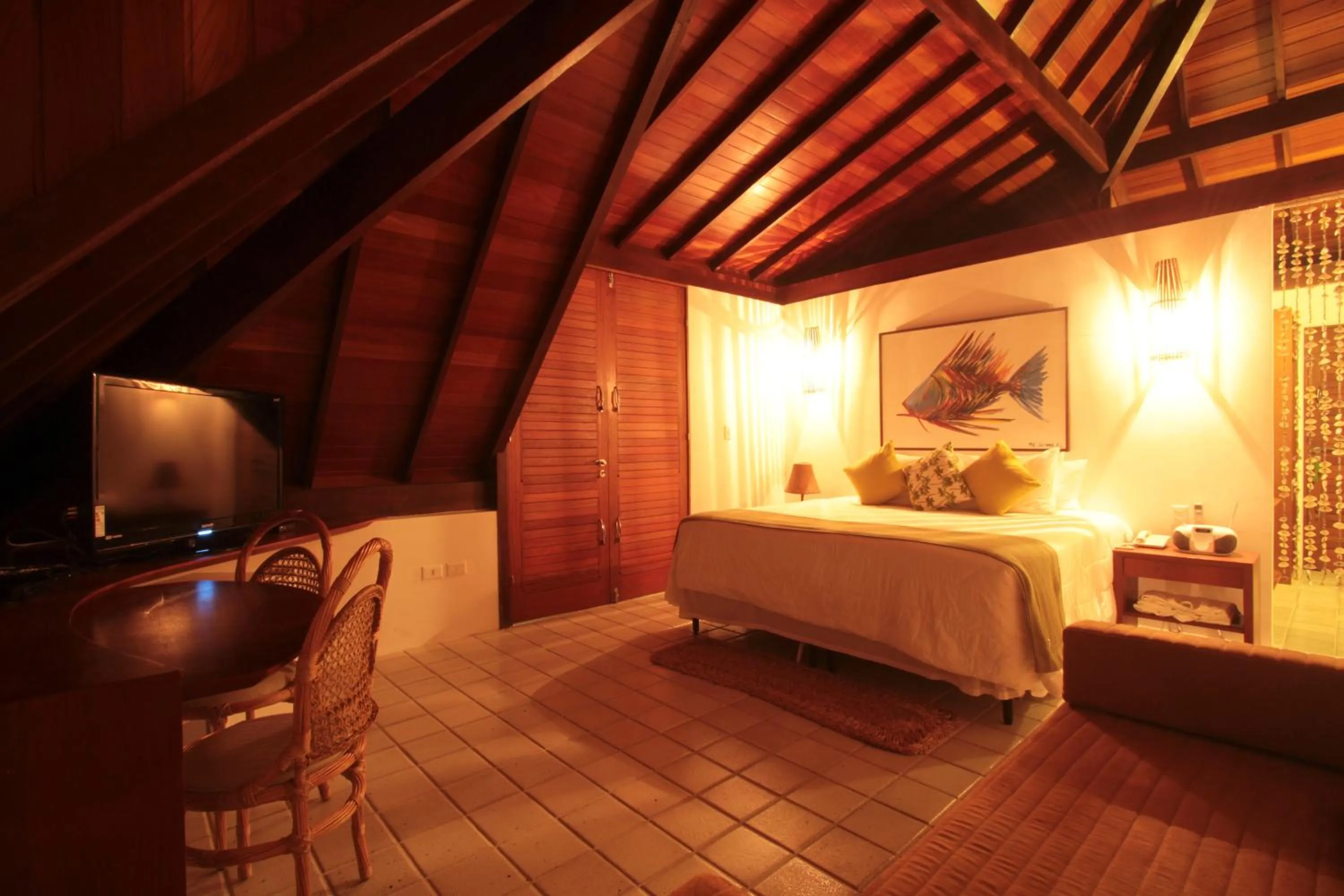 Photo of the whole room, Bed in Pontal dos Carneiros Beach Bungalows