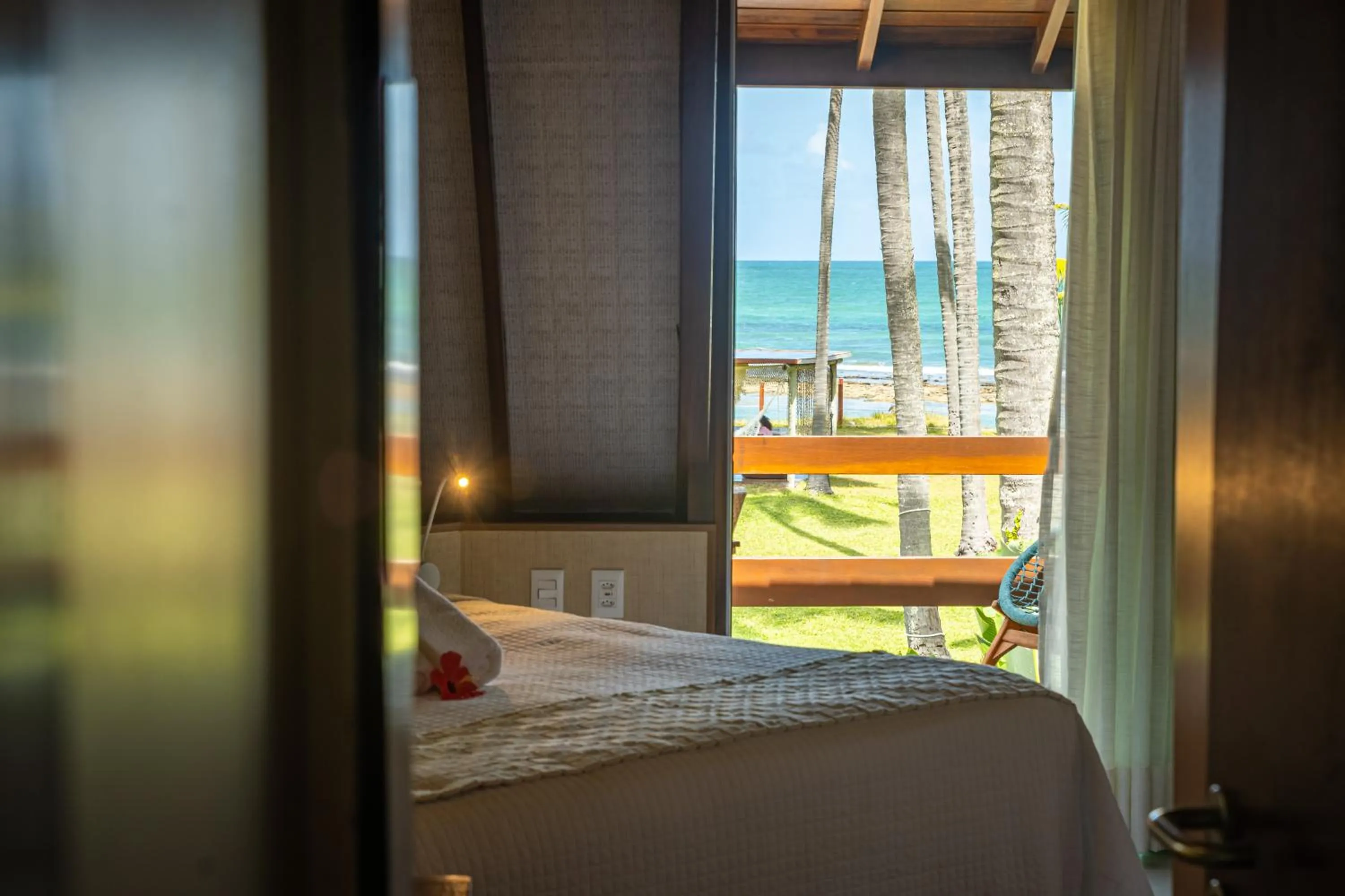 View (from property/room), Bed in Pontal dos Carneiros Beach Bungalows