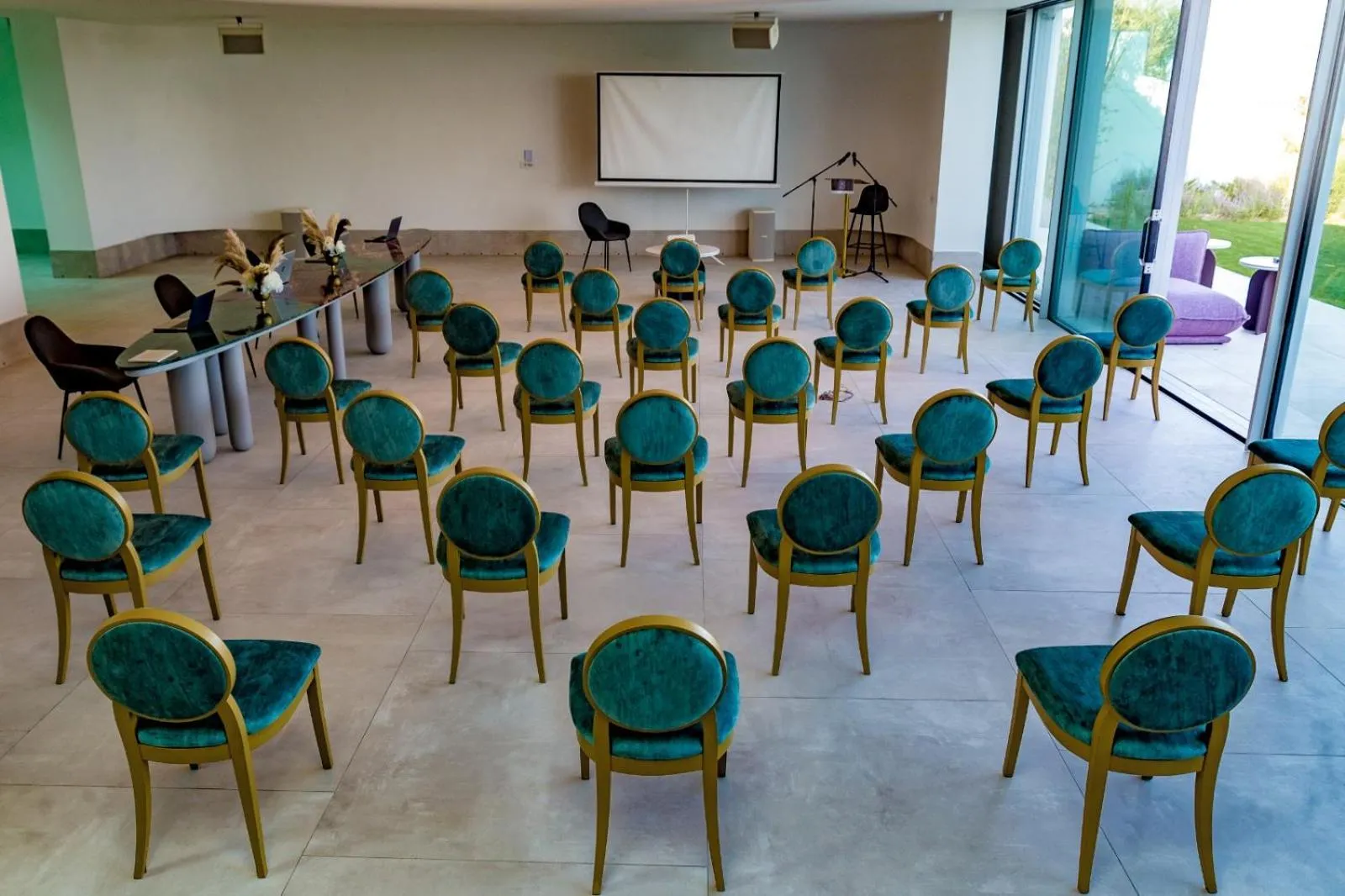 Business facilities in Novum By the Sea