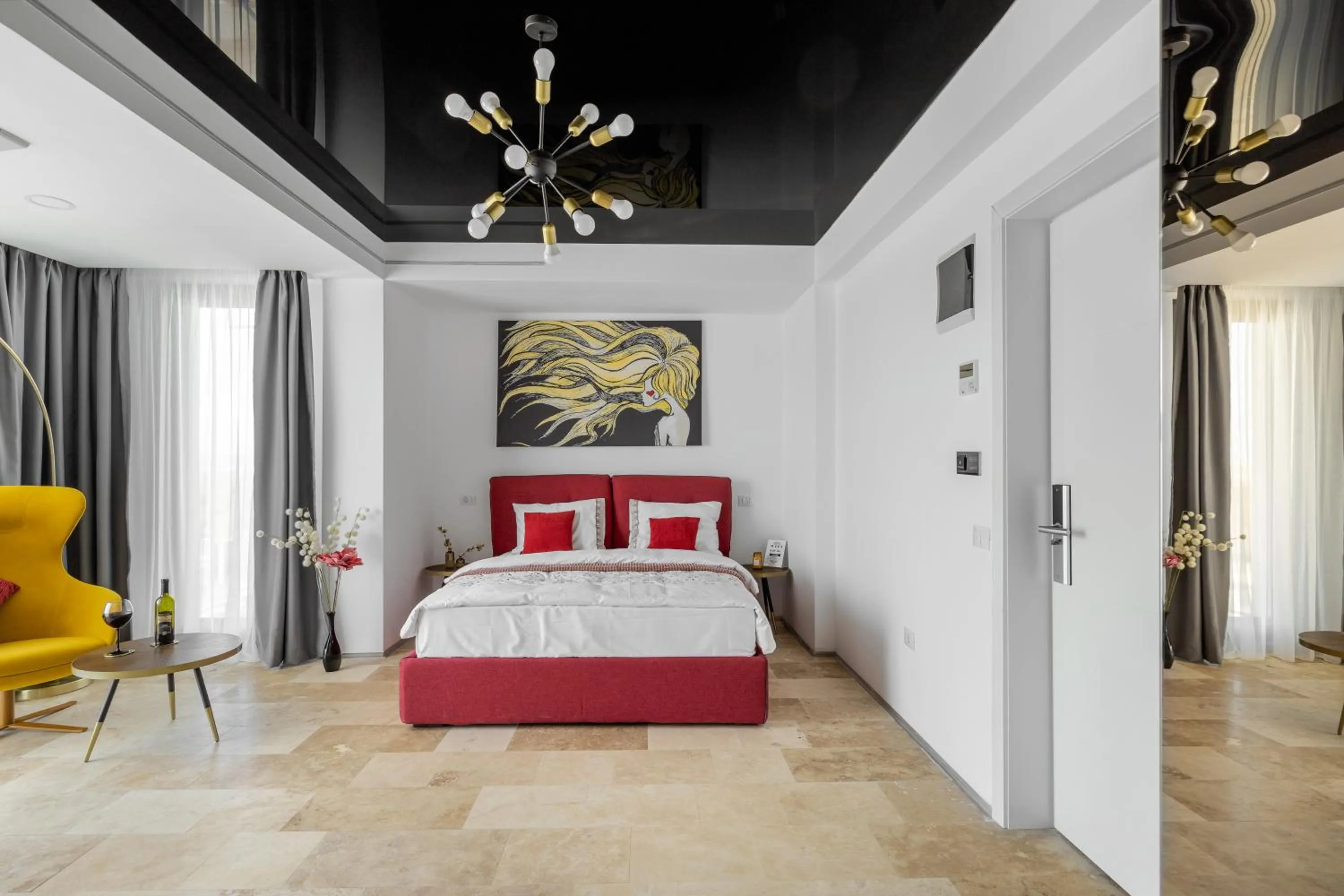 Photo of the whole room in Novum By the Sea