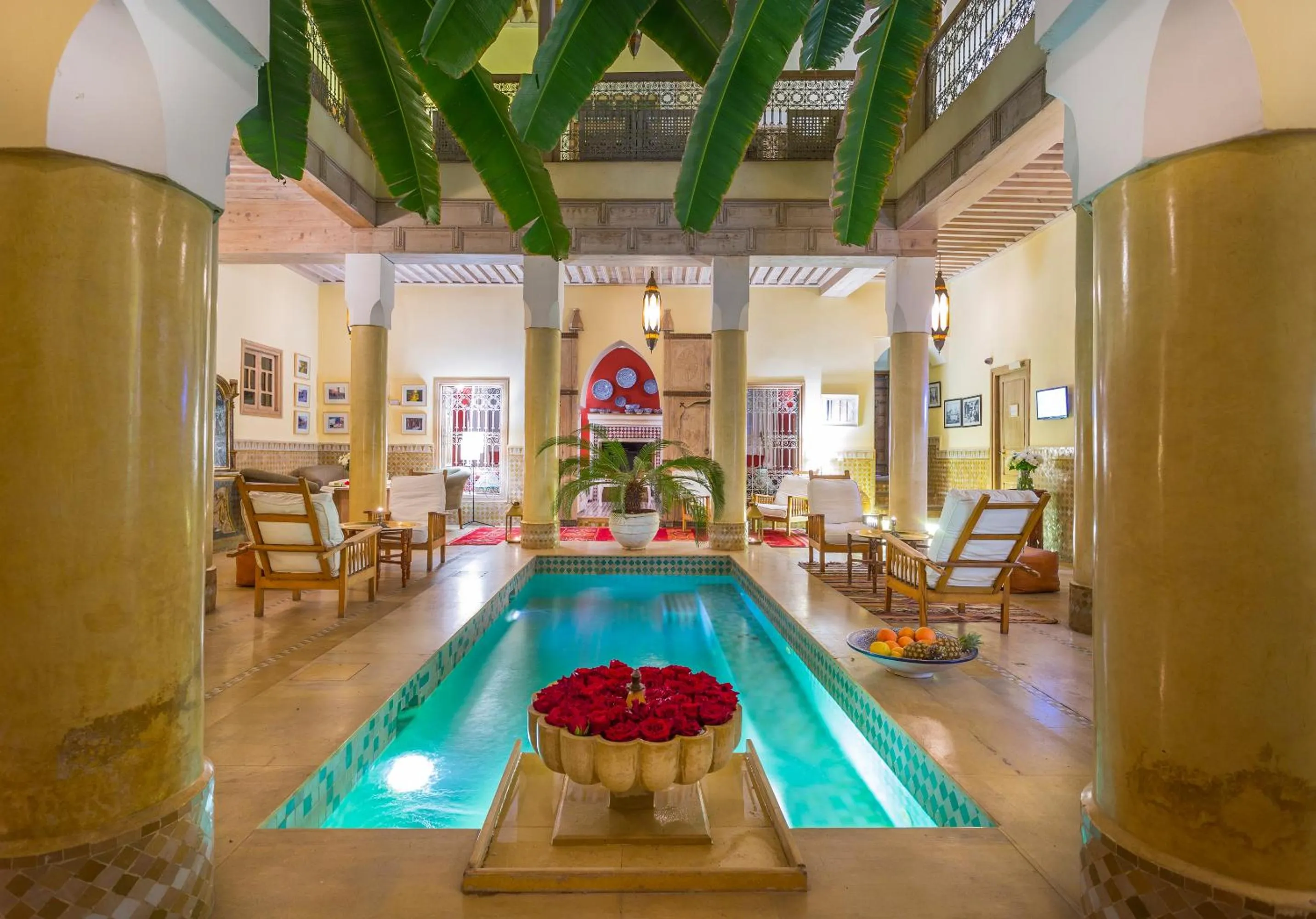 Swimming pool in Riad Azoulay