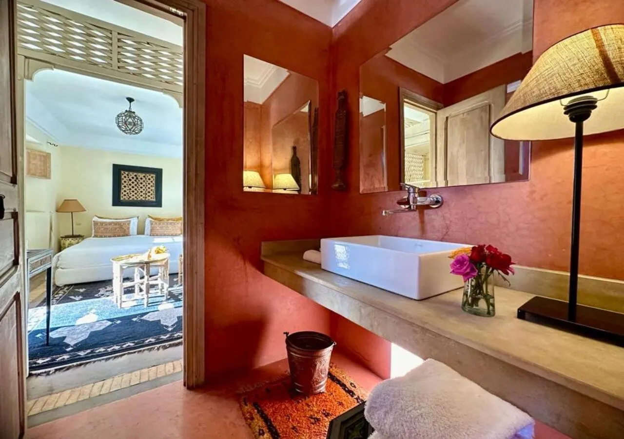 Bathroom in Riad Azoulay