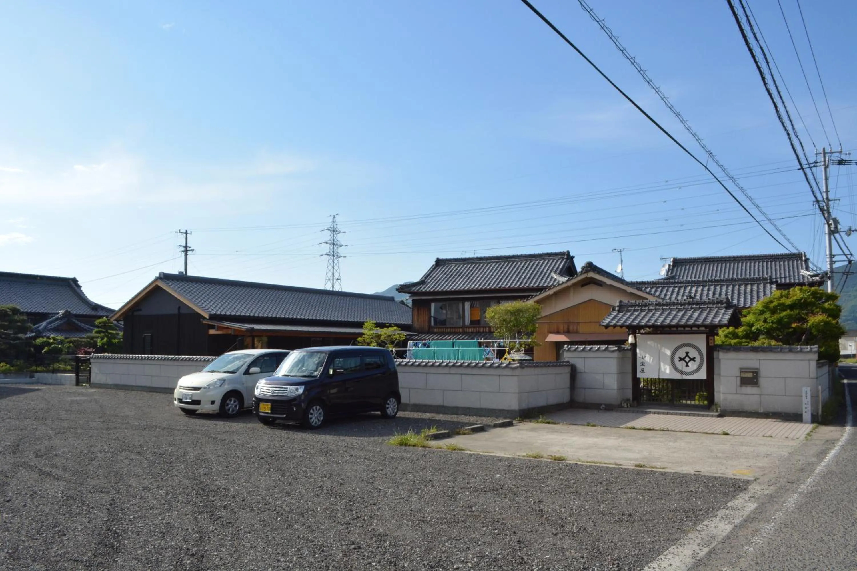 Property building in BED N CHILL Shippoya 七宝屋