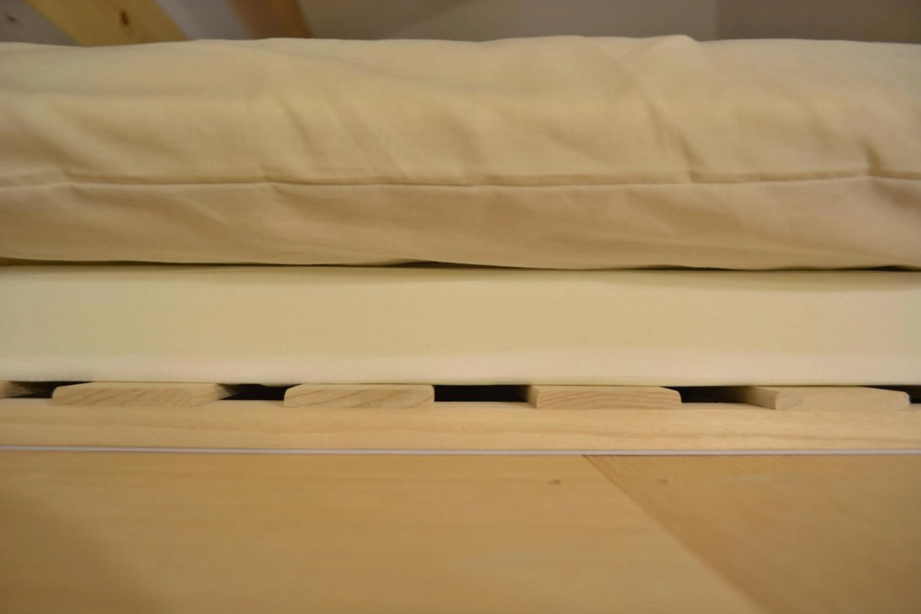 Bed in BED N CHILL Shippoya 七宝屋