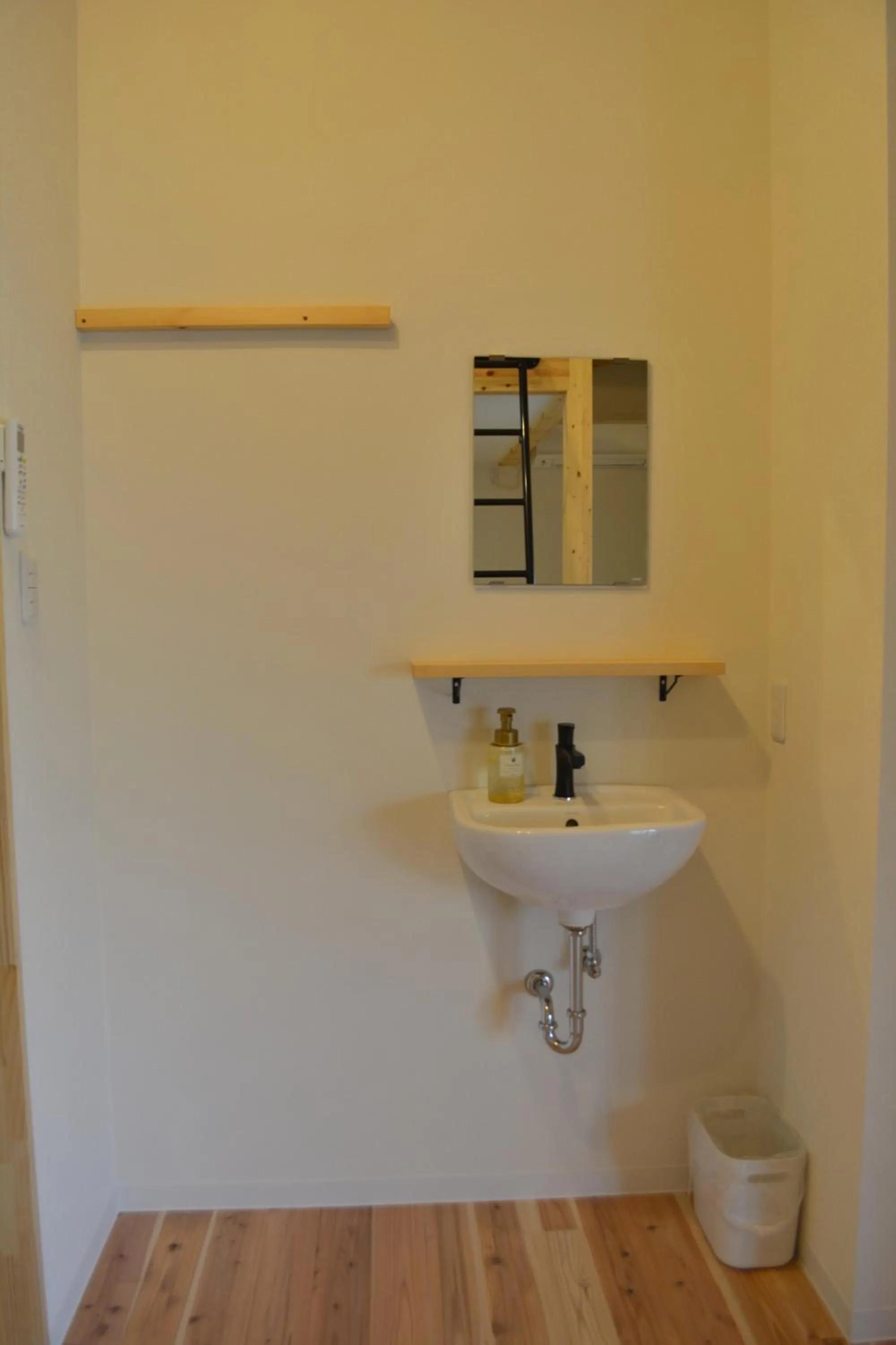 Area and facilities in BED N CHILL Shippoya 七宝屋