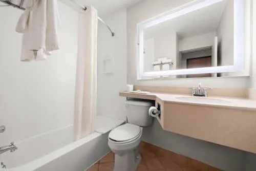 Suburban Studios, Kearney