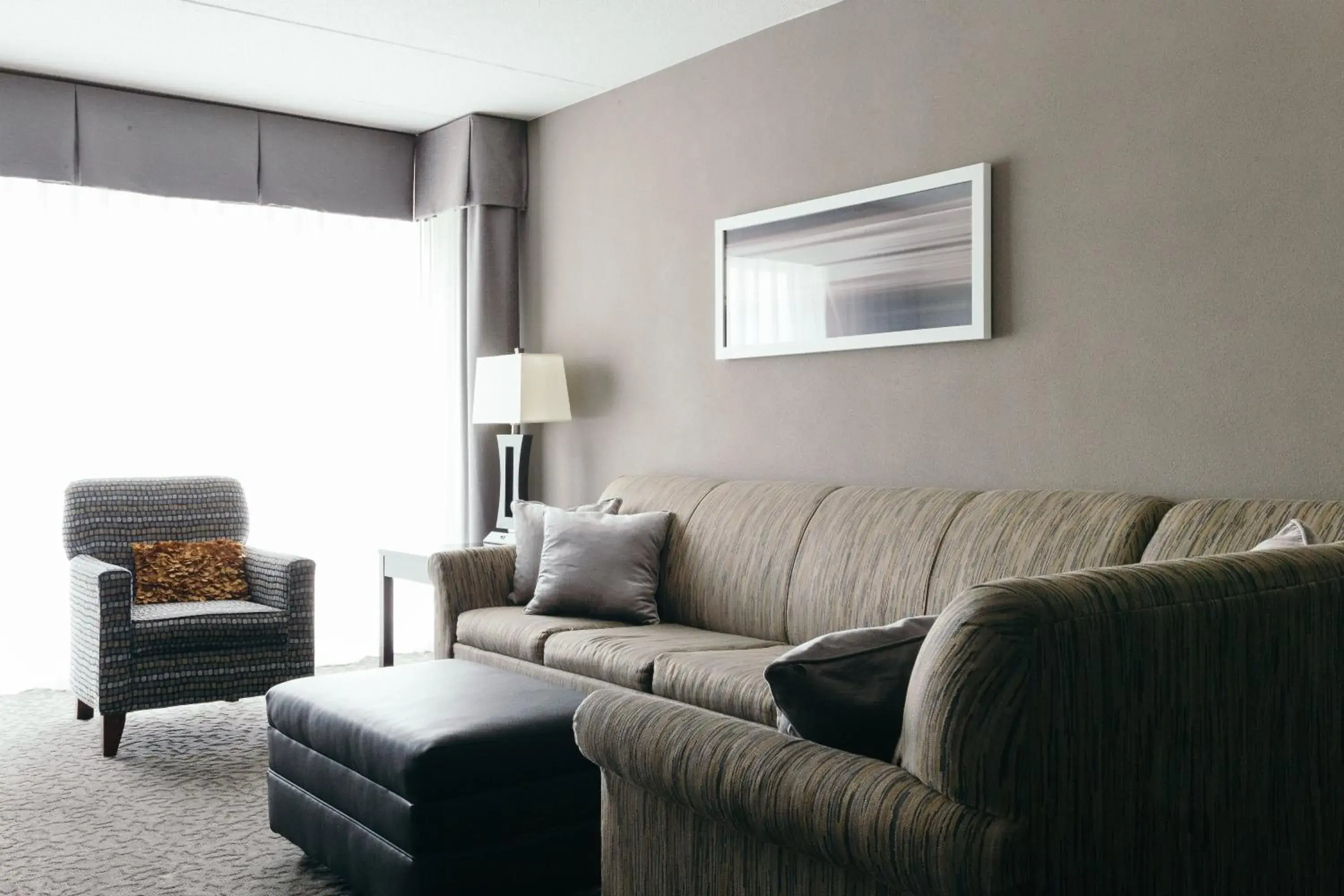 One-Bedroom Suite with Sofa Bed in Holiday Inn and Suites East Peoria by IHG One-Bedroom Suite with Sofa Bed in Holiday Inn and Suites East Peoria by IHG