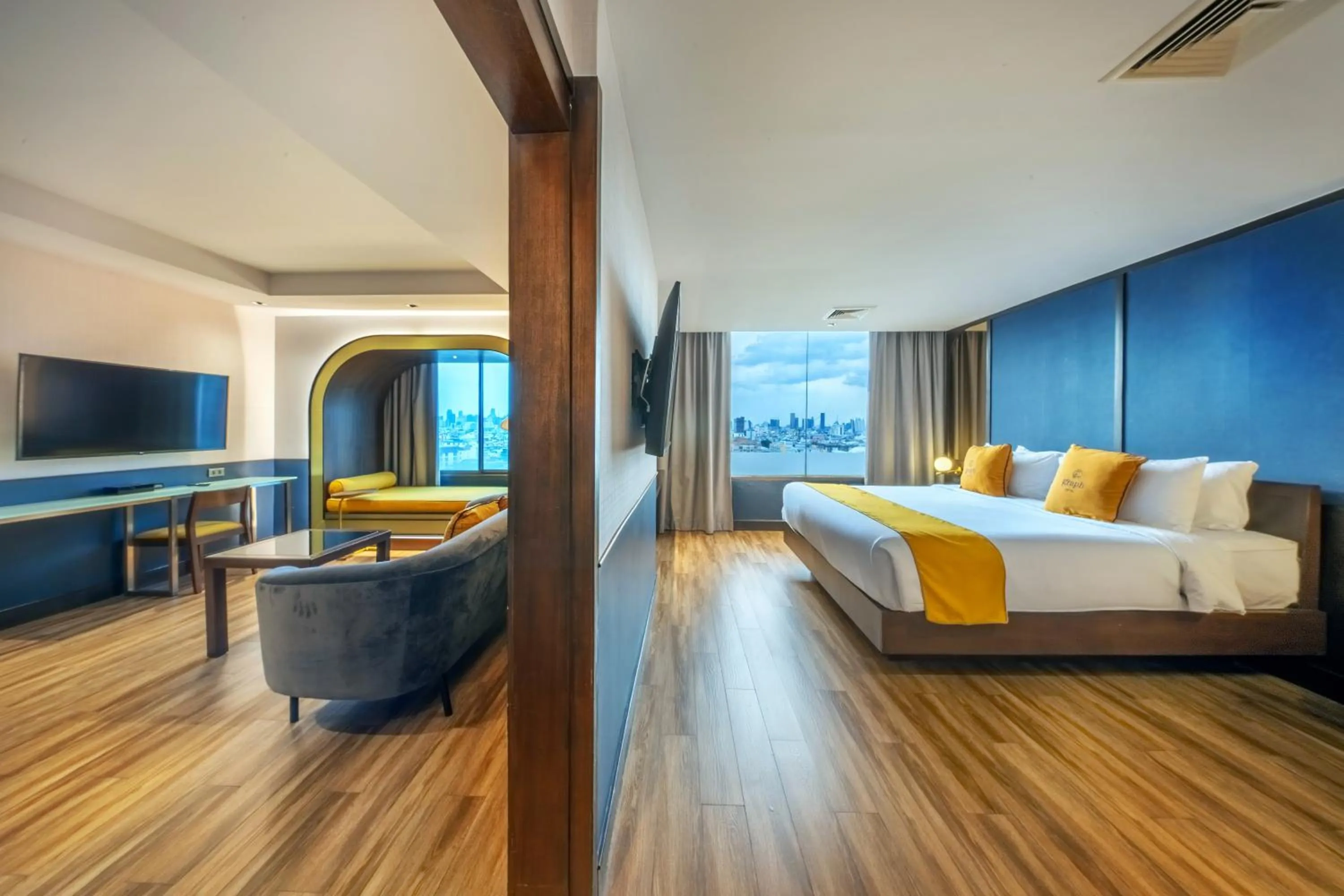 Bed in Graph Hotels Bangkok