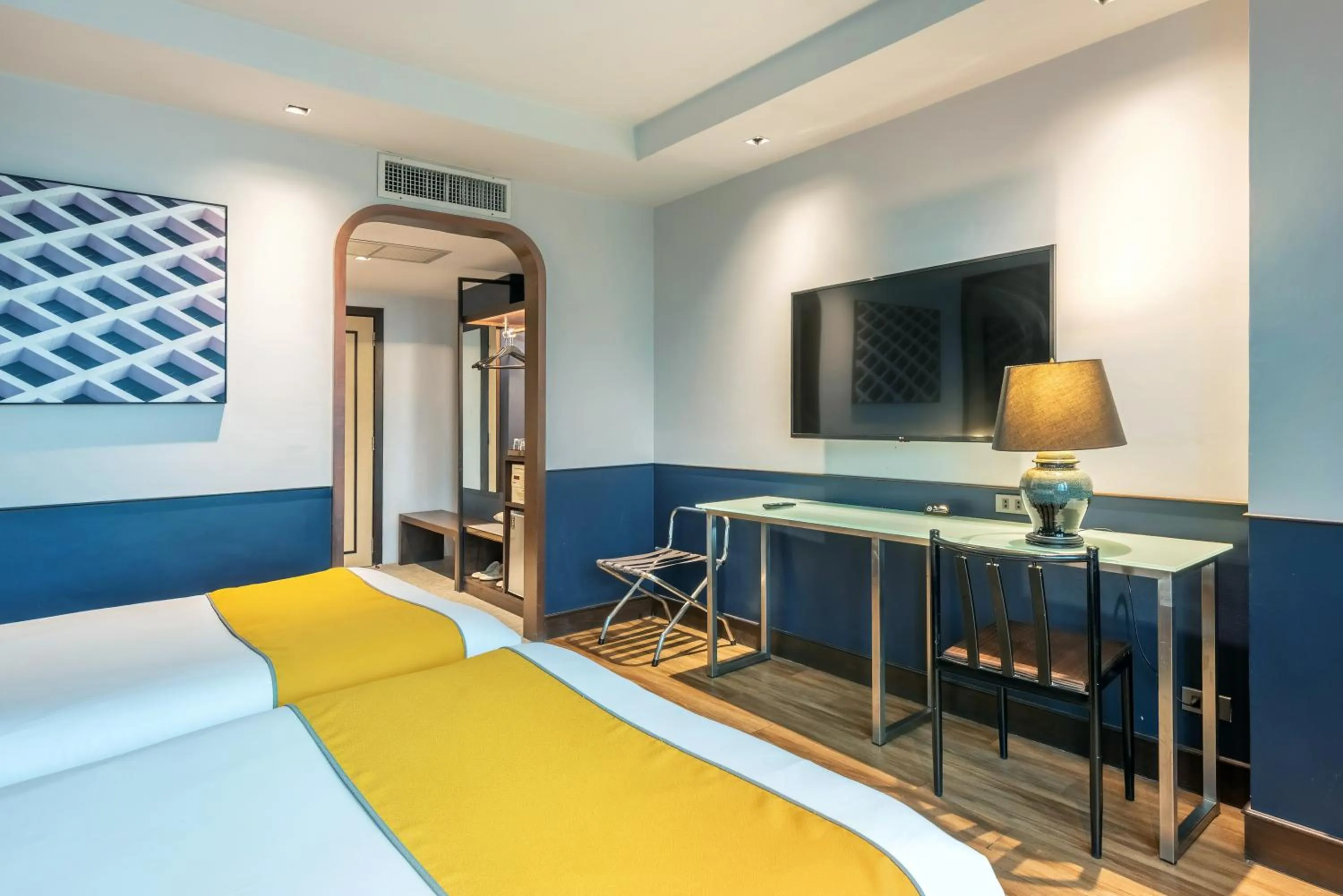 Bedroom, Bed in Graph Hotels Bangkok