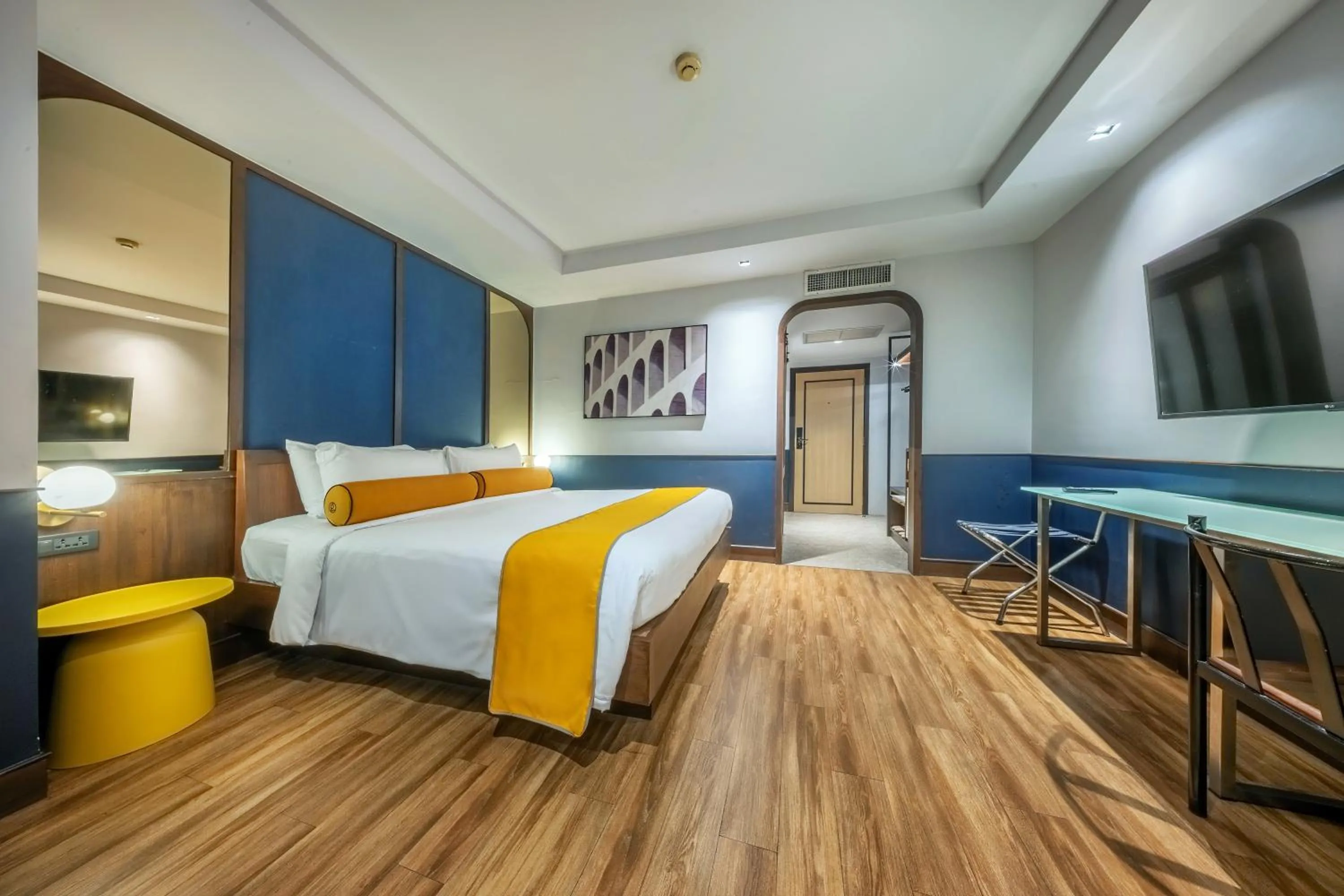 Bed in Graph Hotels Bangkok