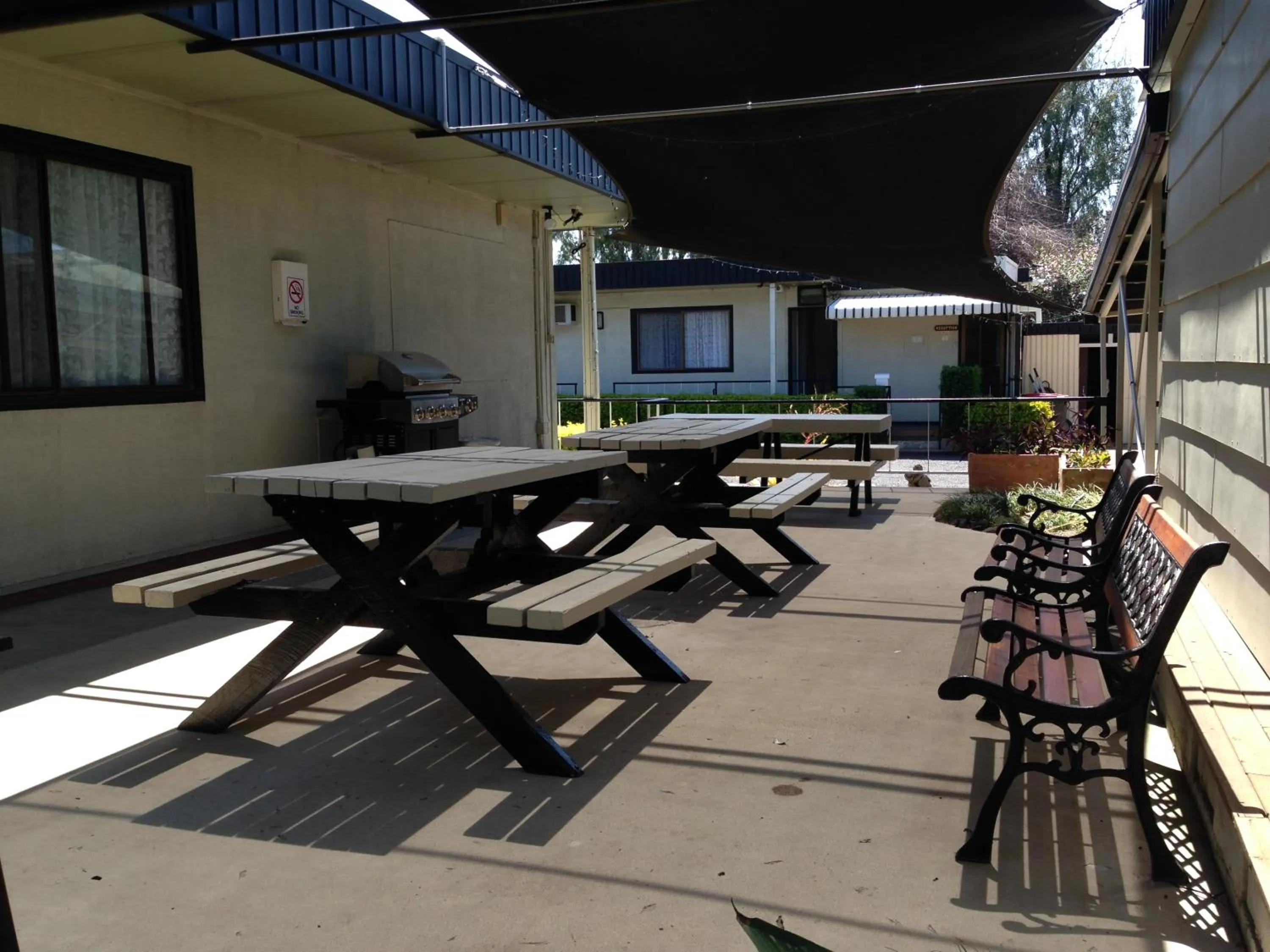 BBQ facilities in Boggabilla Motel
