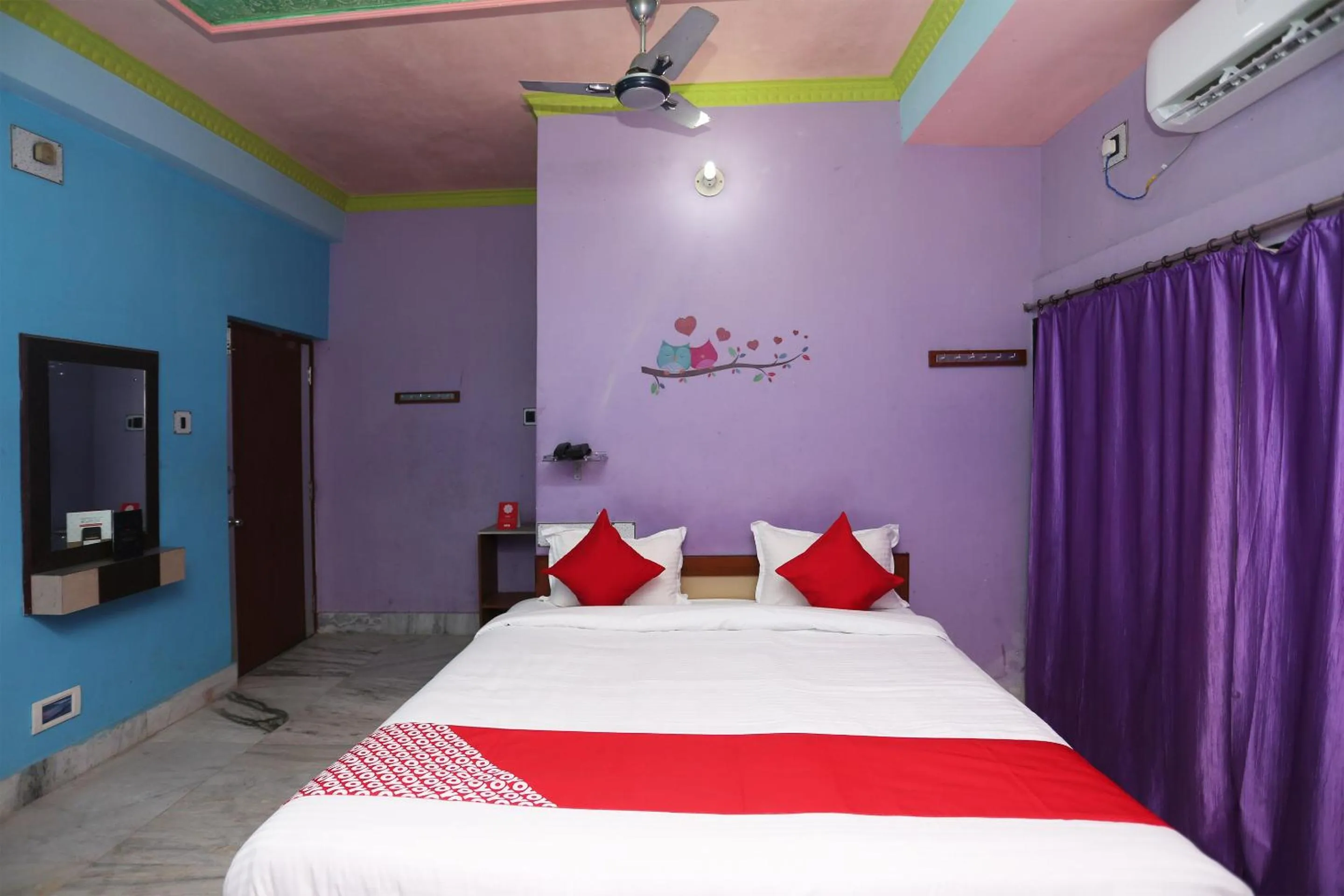 Bedroom, Bed in Hotel O Sanjog