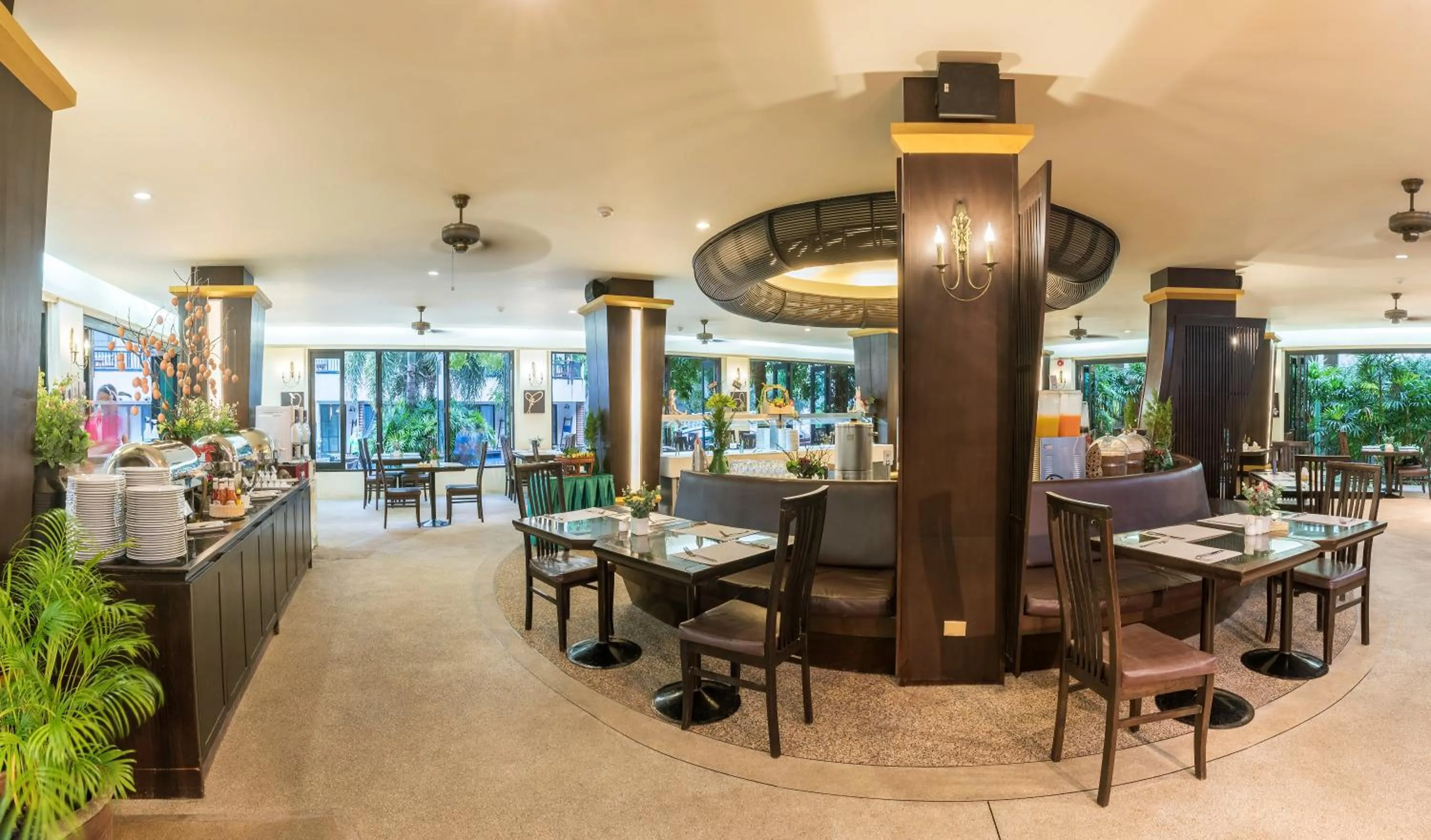 Restaurant/places to eat in Chada Lanta Beach Resort