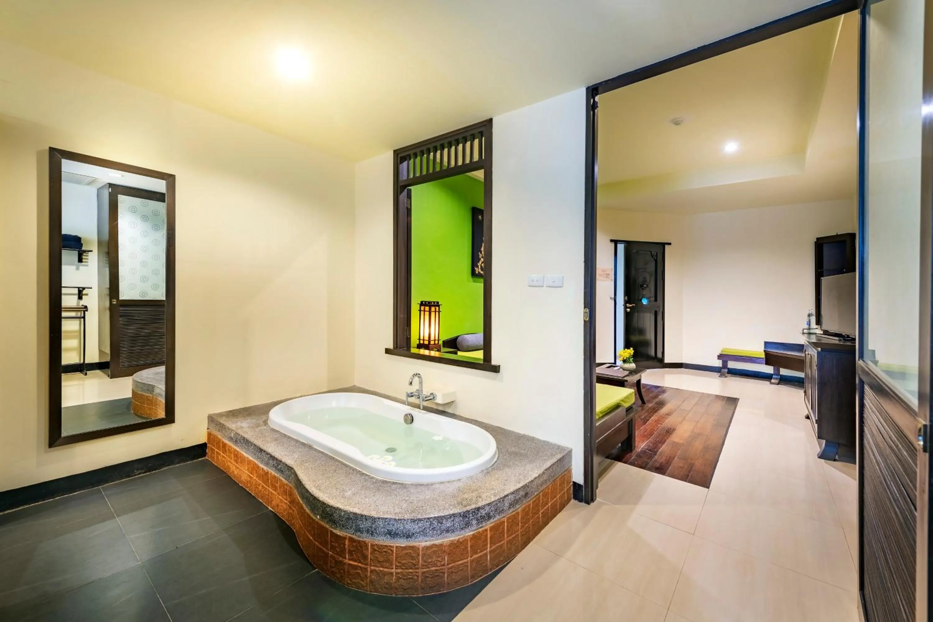 Bathroom in Chada Lanta Beach Resort