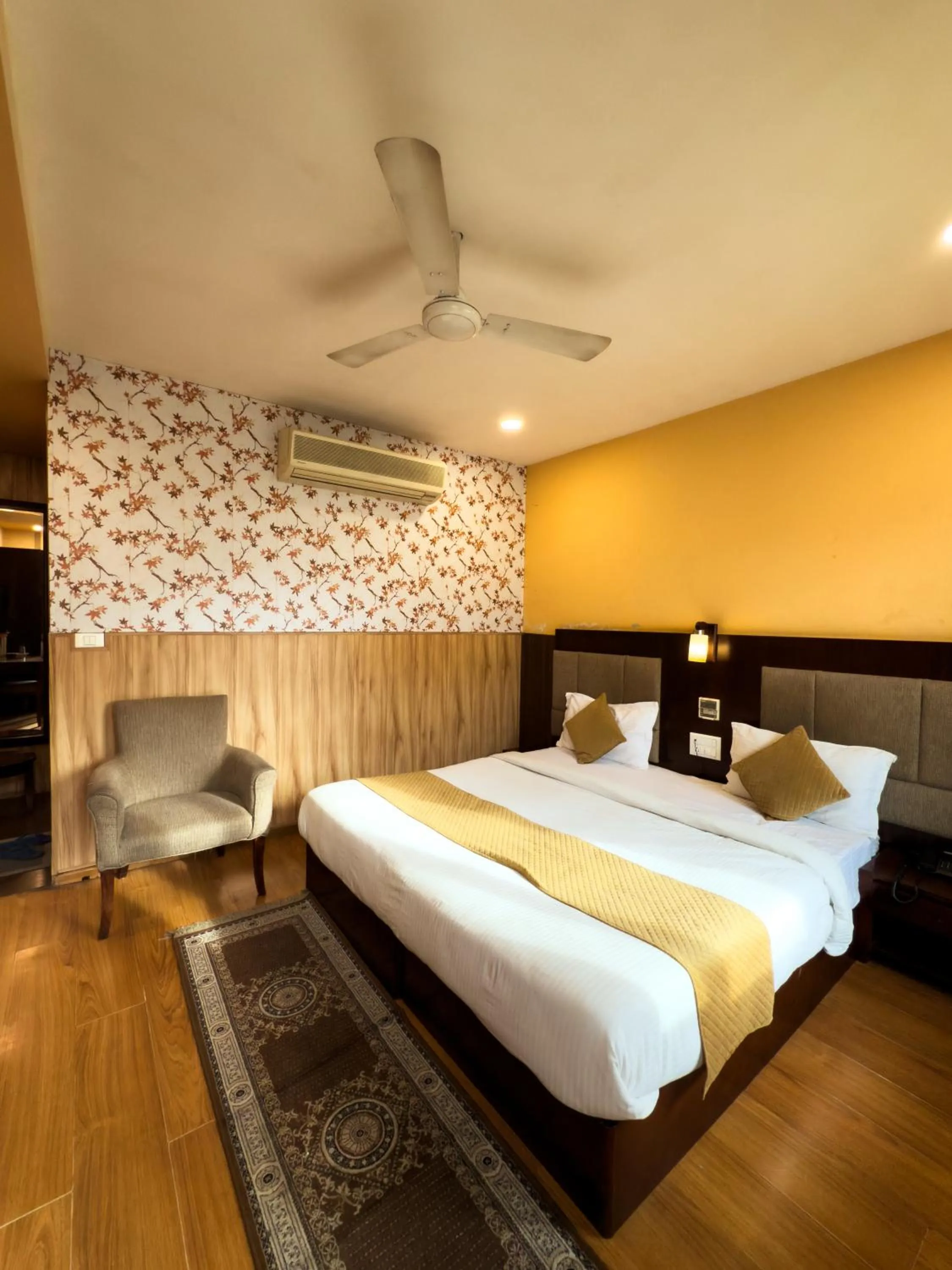 Bed in Hotel Royal Palm - A Budget Hotel in Udaipur