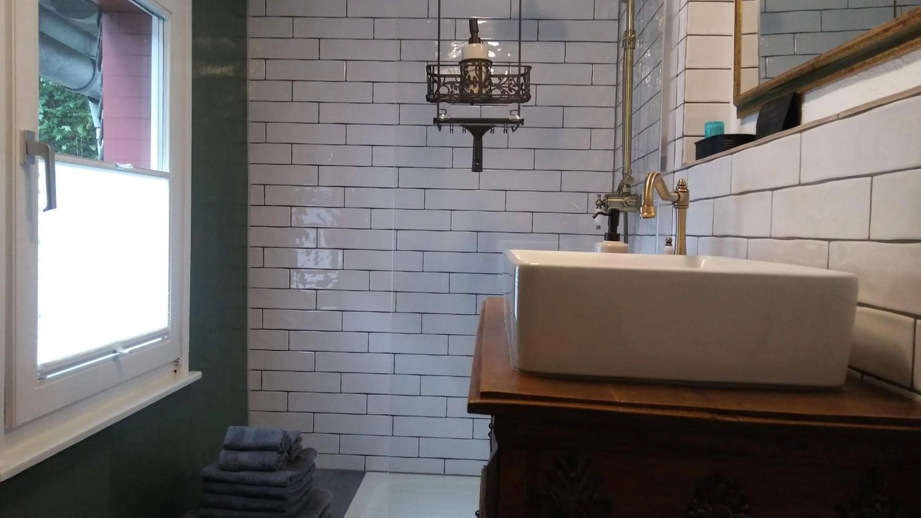 Bathroom in HIER & JETZT in Monschau City