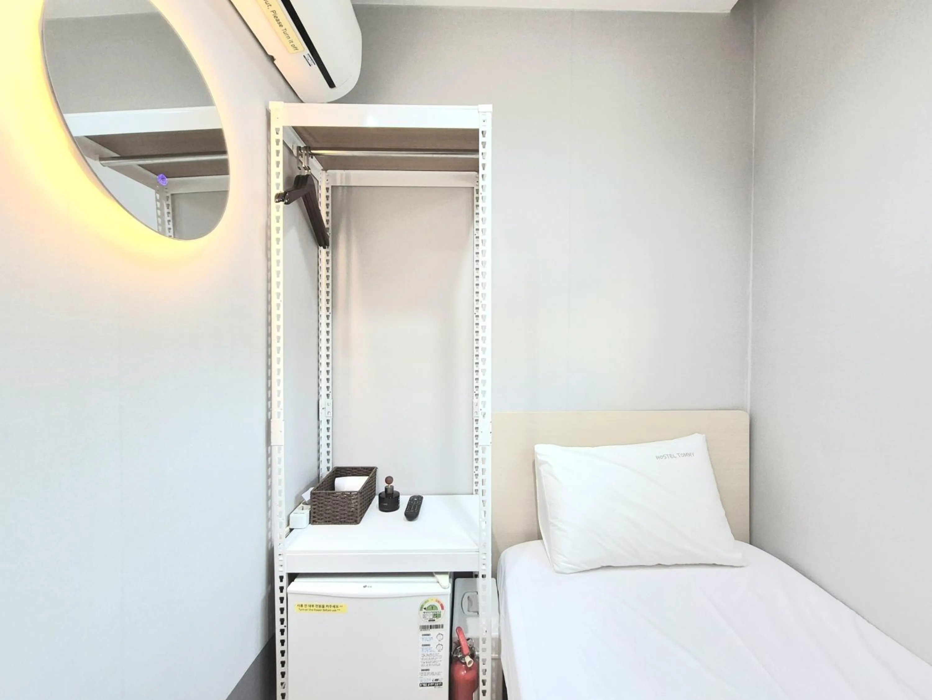 Bedroom, Bed in Hostel Tommy Renewal 2025