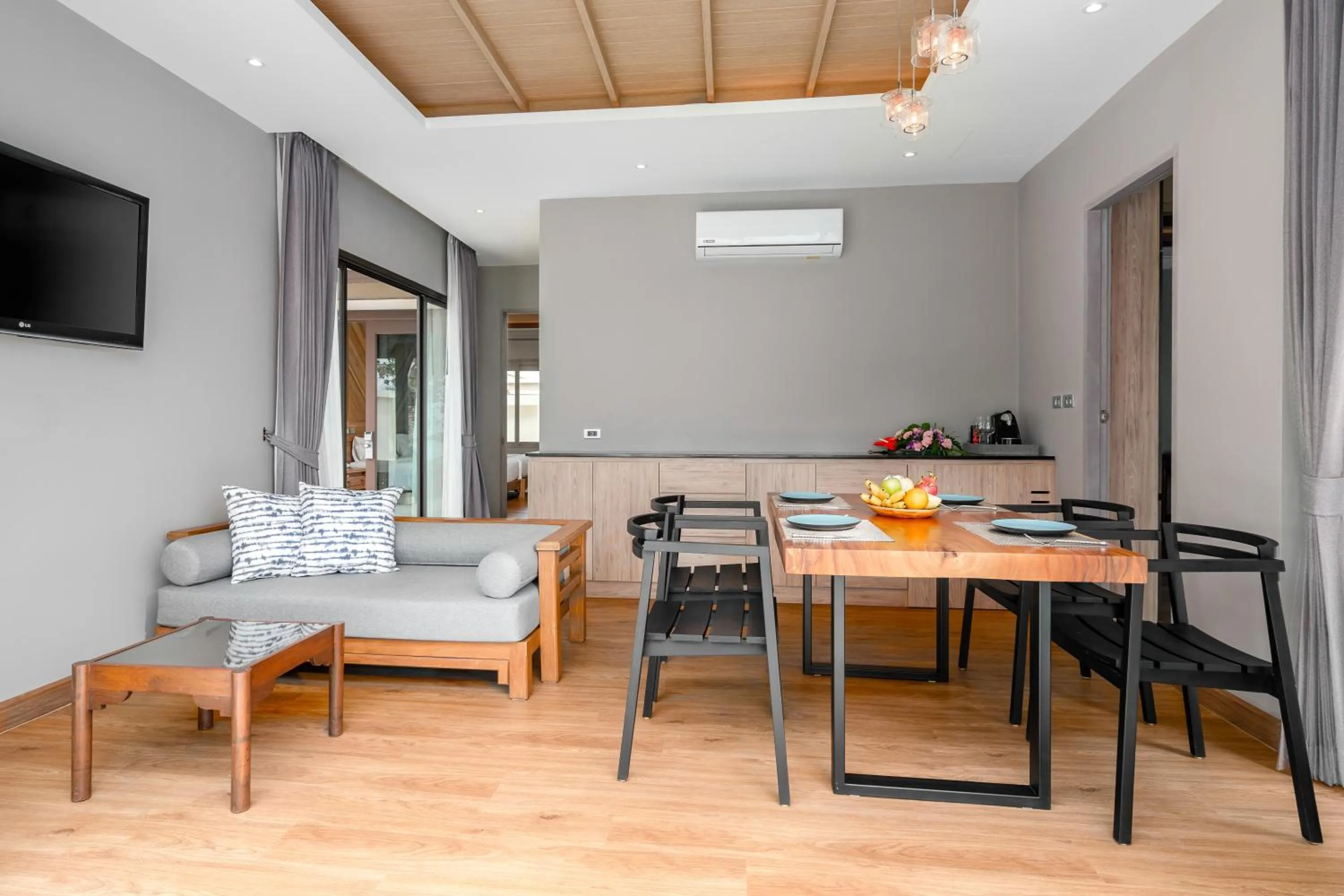 TV and multimedia in Fair House Villas & Spa, Koh Samui