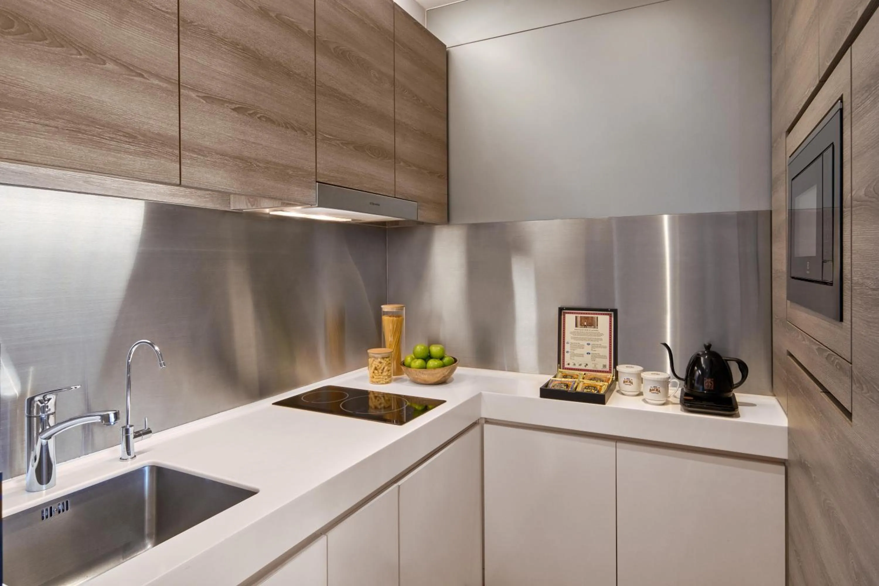 Coffee/tea facilities in Pan Pacific Serviced Suites Beach Road, Singapore