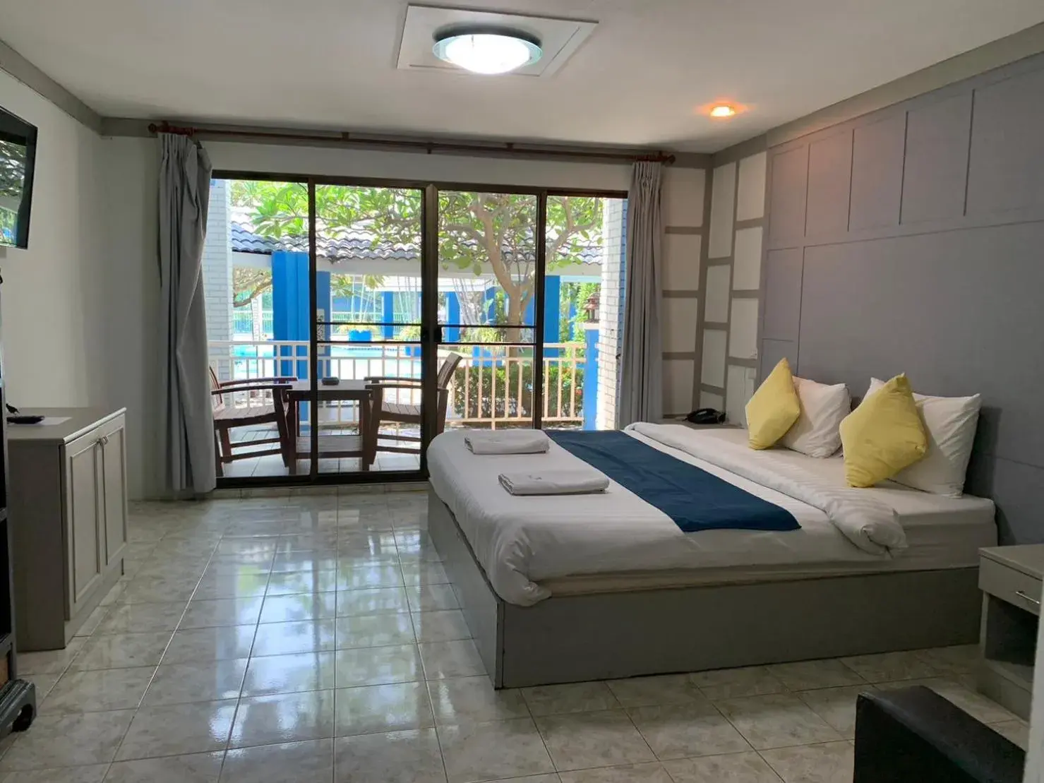Double Room with Pool View in Blue Garden Resort Pattaya Double Room with Pool View in Blue Garden Resort Pattaya