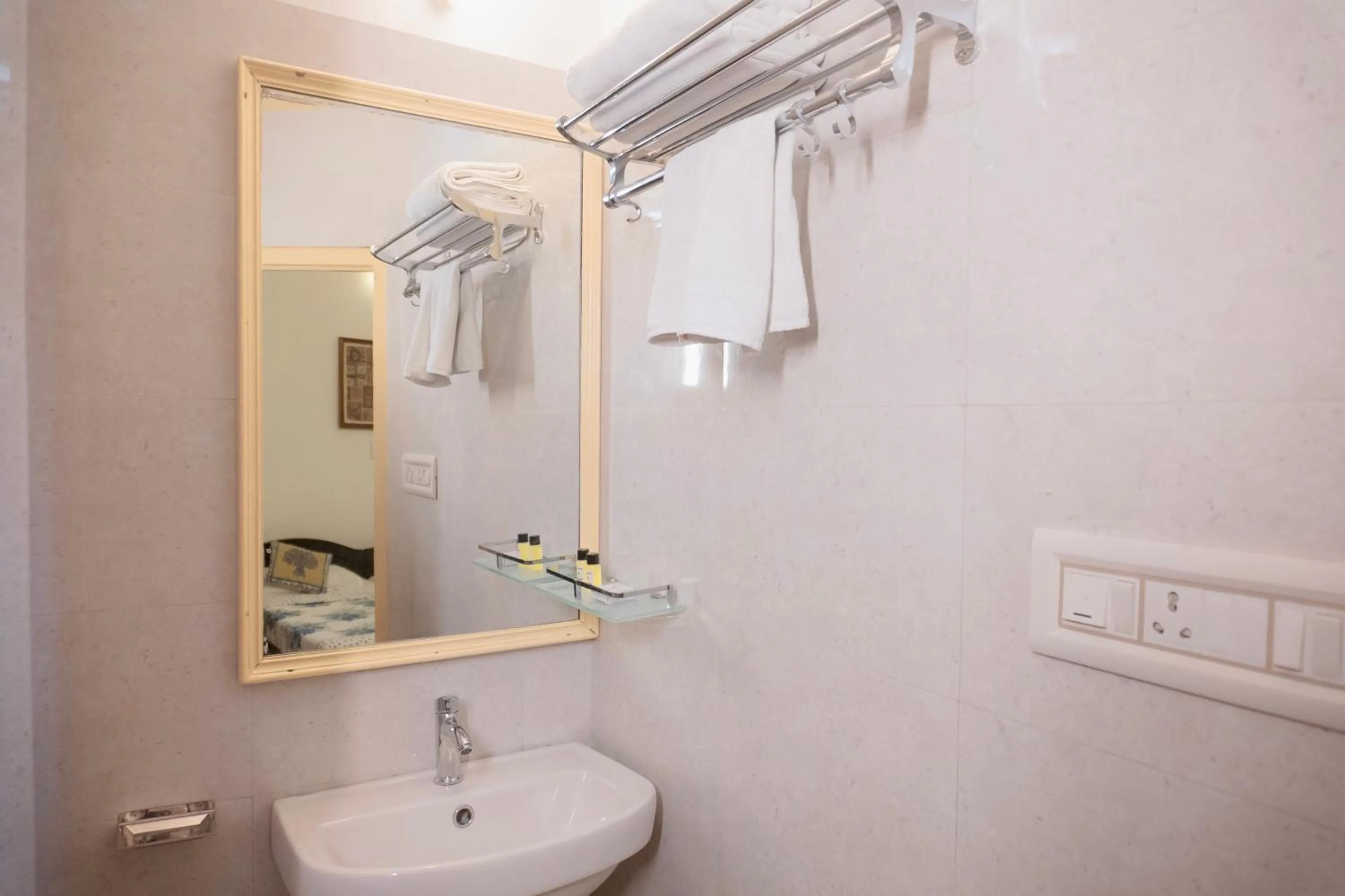 Bathroom in Hotel Pratap Bhawan