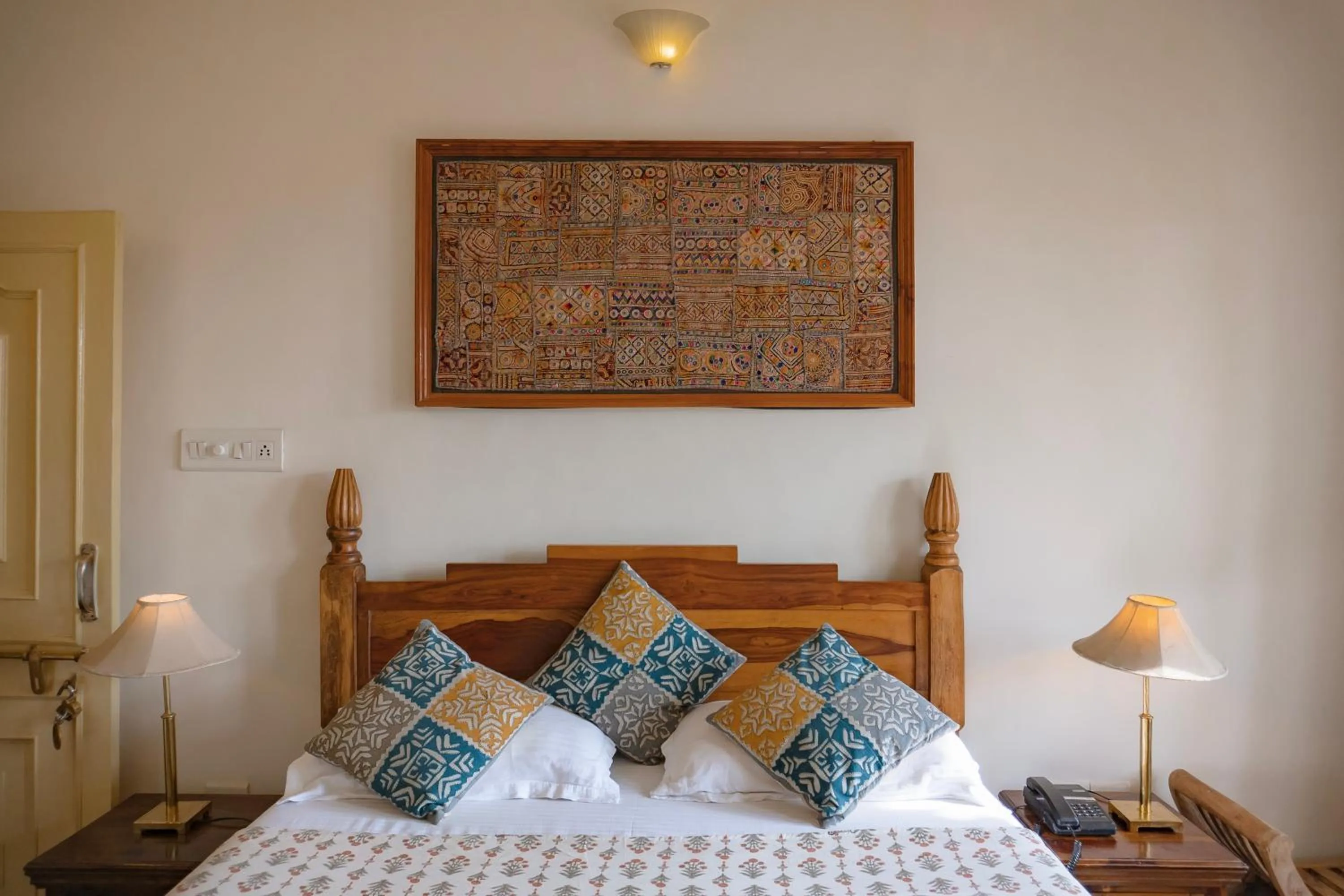 Bed in Hotel Pratap Bhawan