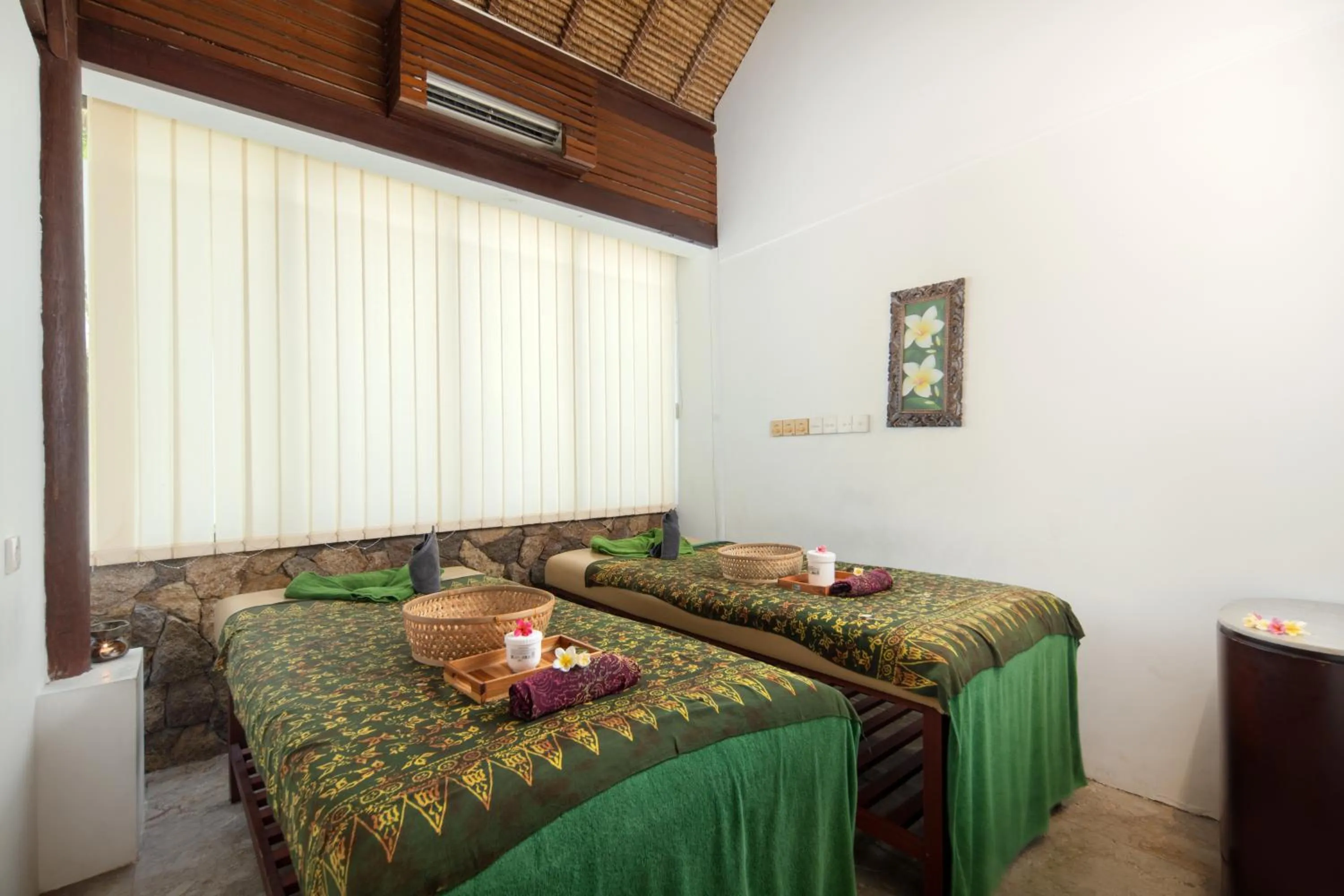 Massage, Bed in Lembongan Beach Club & Resort