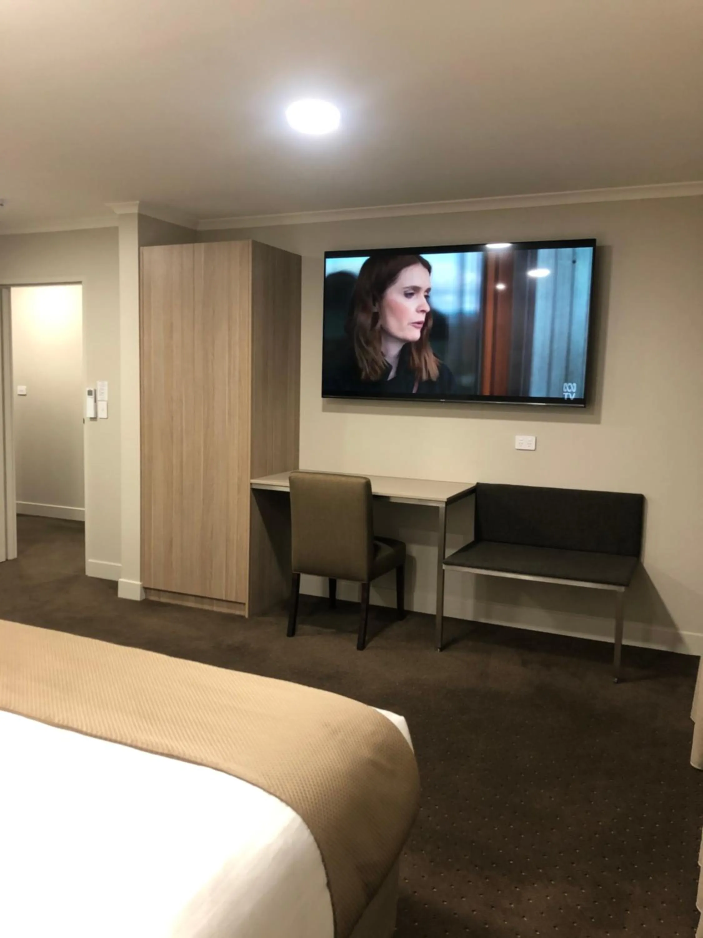 TV and multimedia, Bed in The Lighthouse Hotel