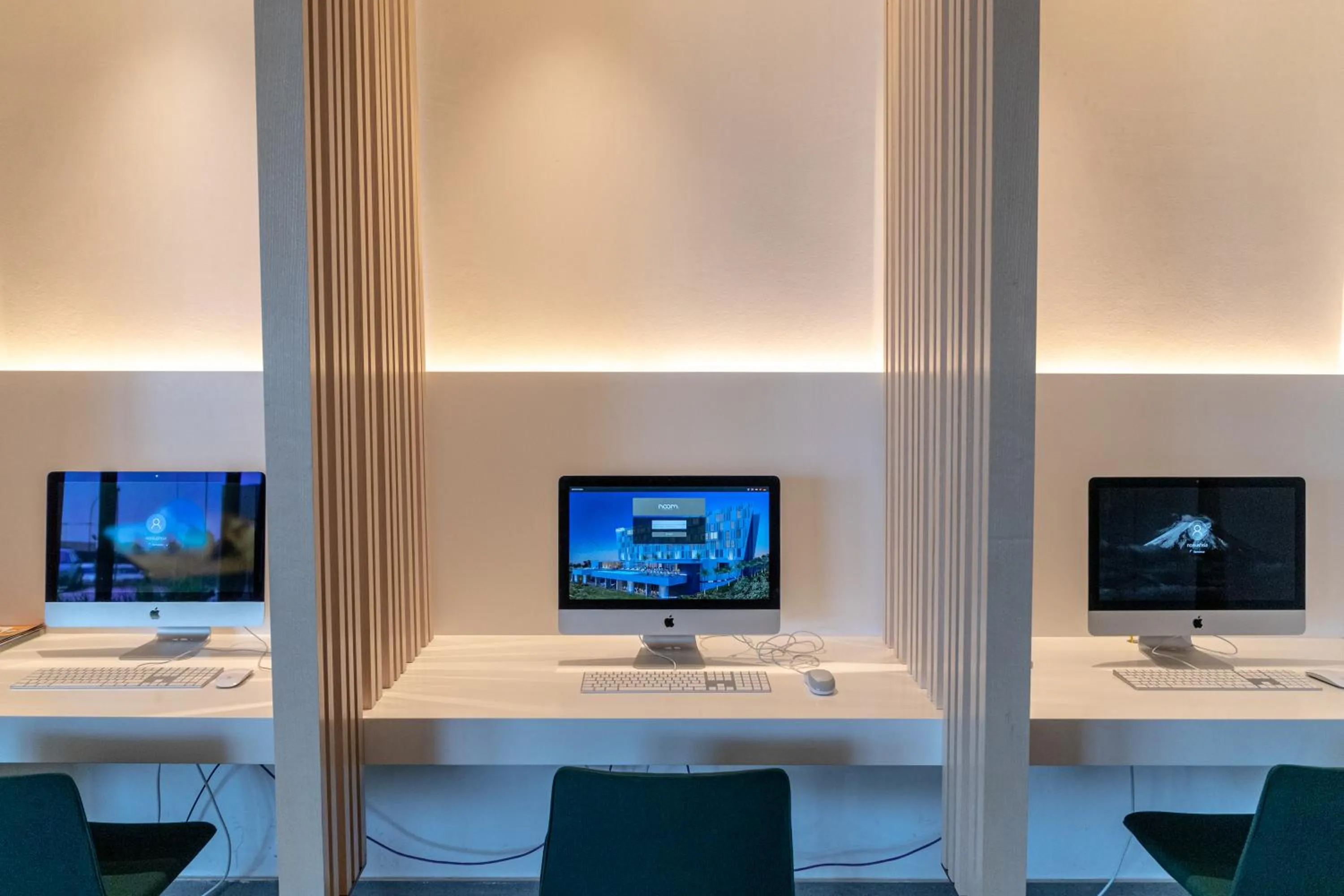 Business facilities in Noom Hotel Niamey