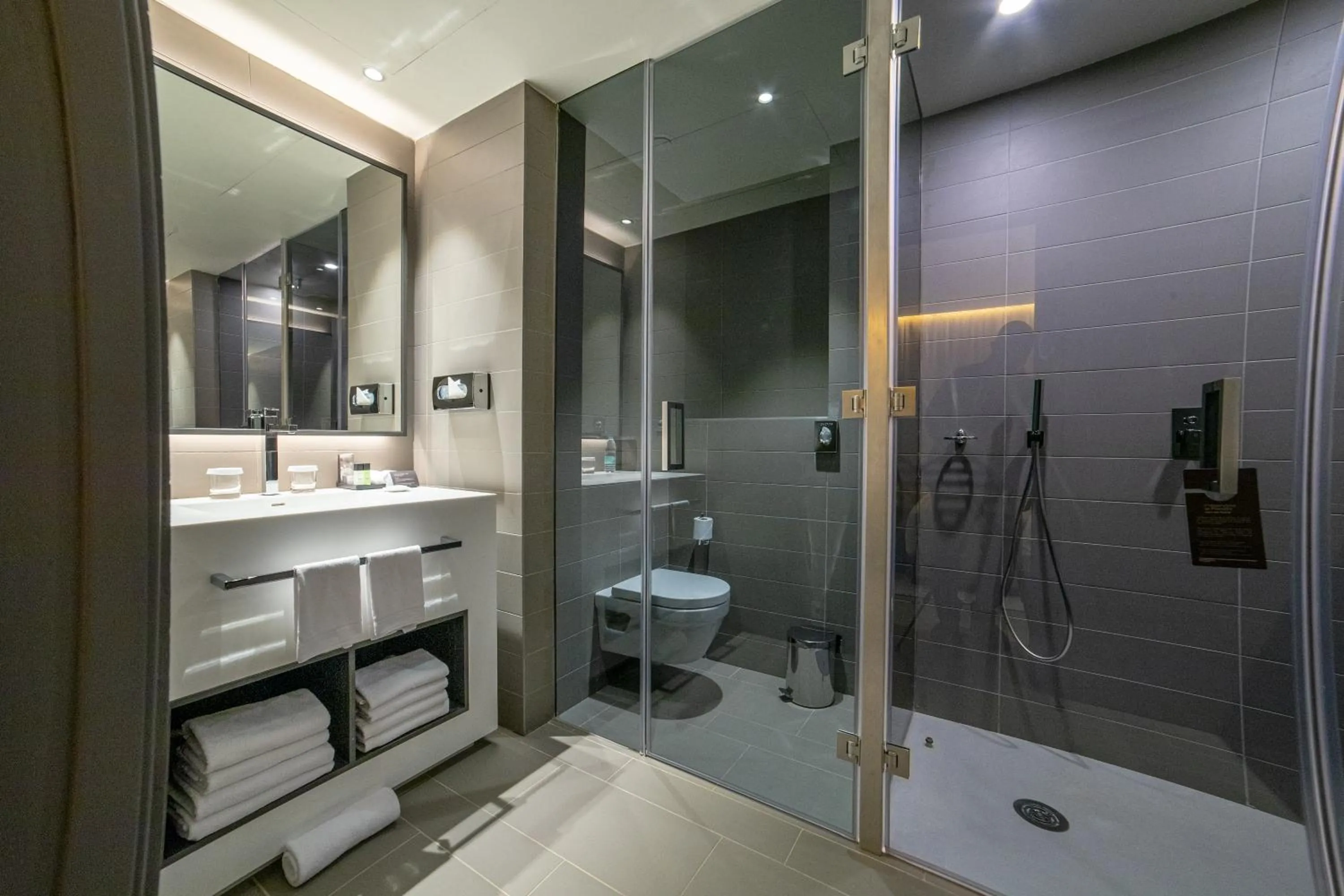 Bathroom in Noom Hotel Niamey