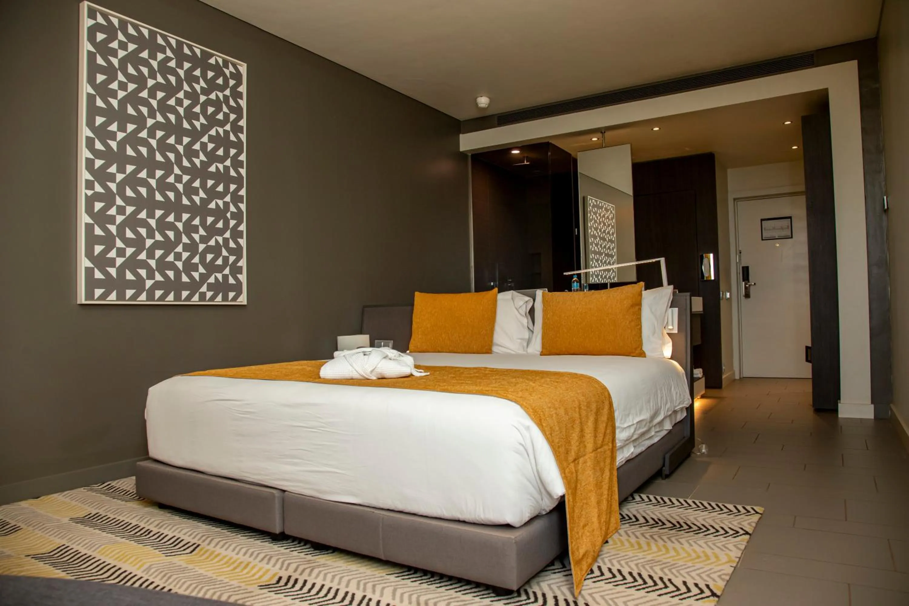 Bedroom, Bed in Noom Hotel Niamey