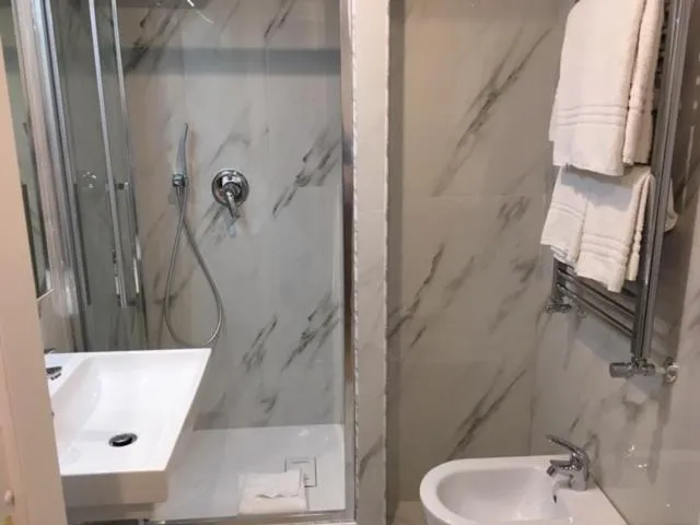 Affreschi a San Pietro