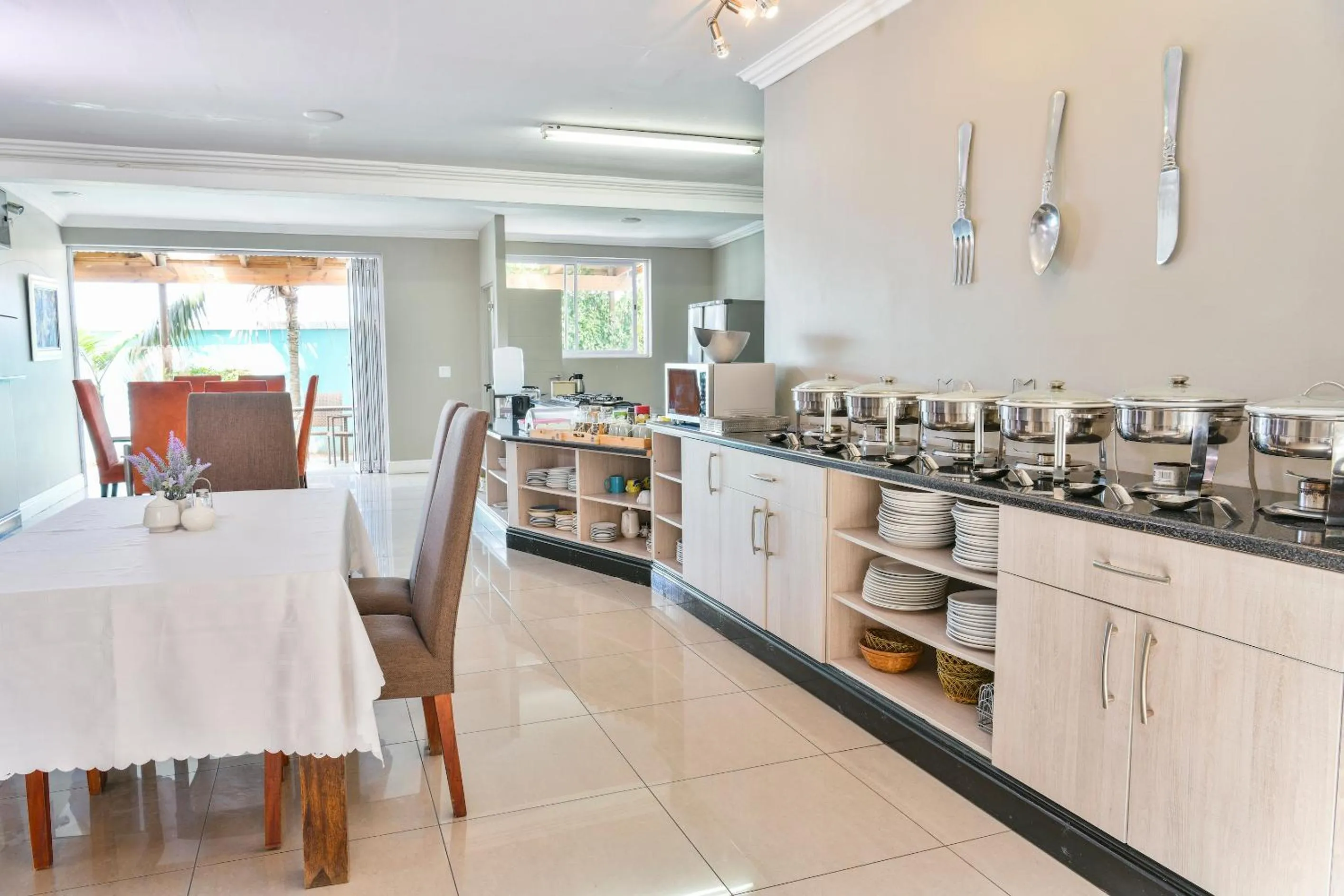 Breakfast in AL-BEIT LODGE