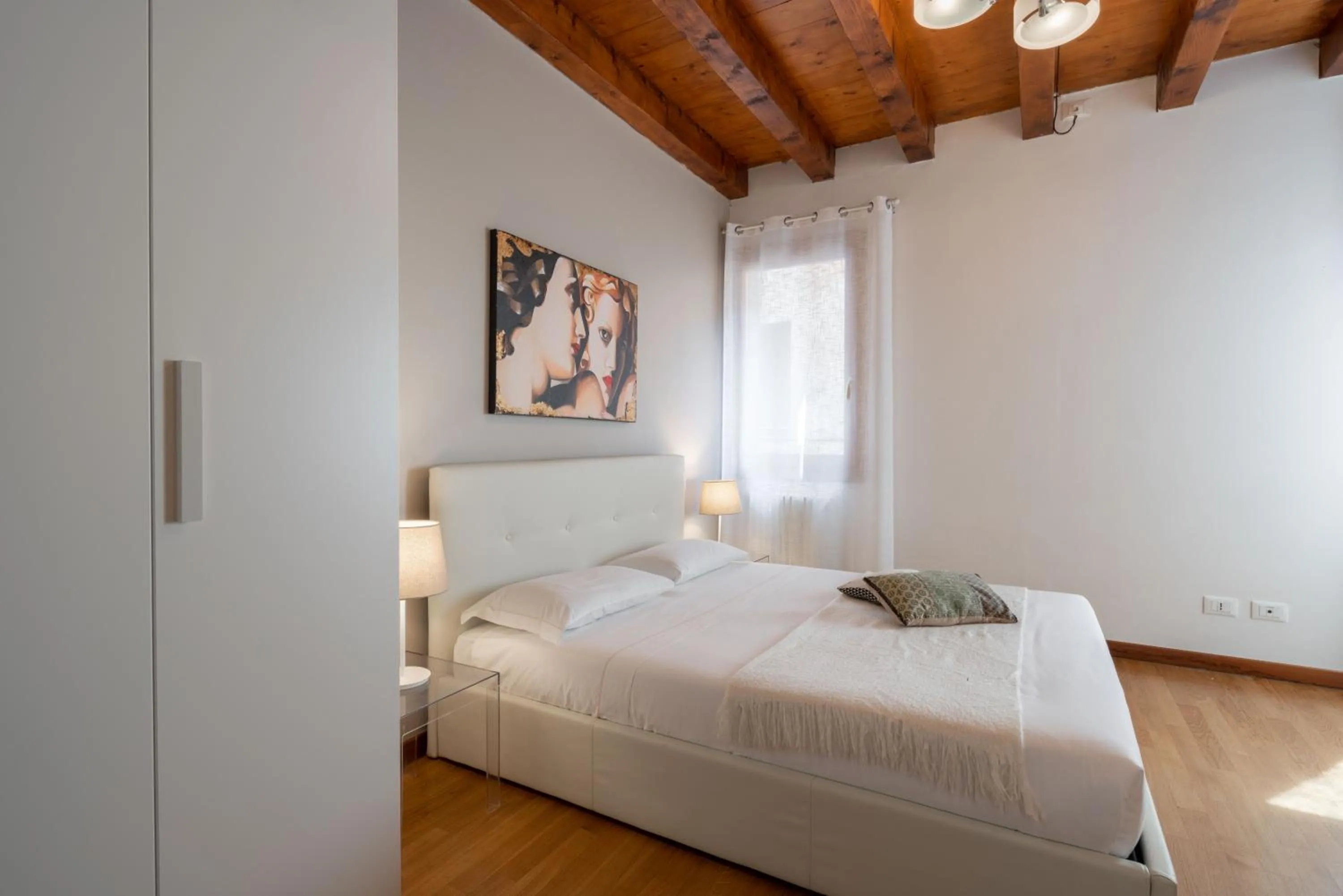 Photo of the whole room, Bed in Design Palace Apartment by Wonderful Italy
