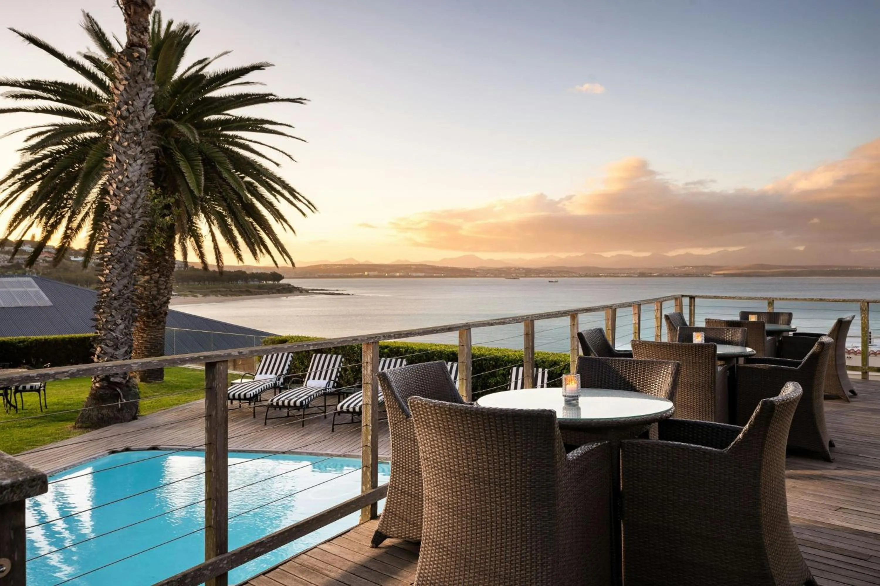 Lounge or bar in Protea Hotel by Marriott Mossel Bay