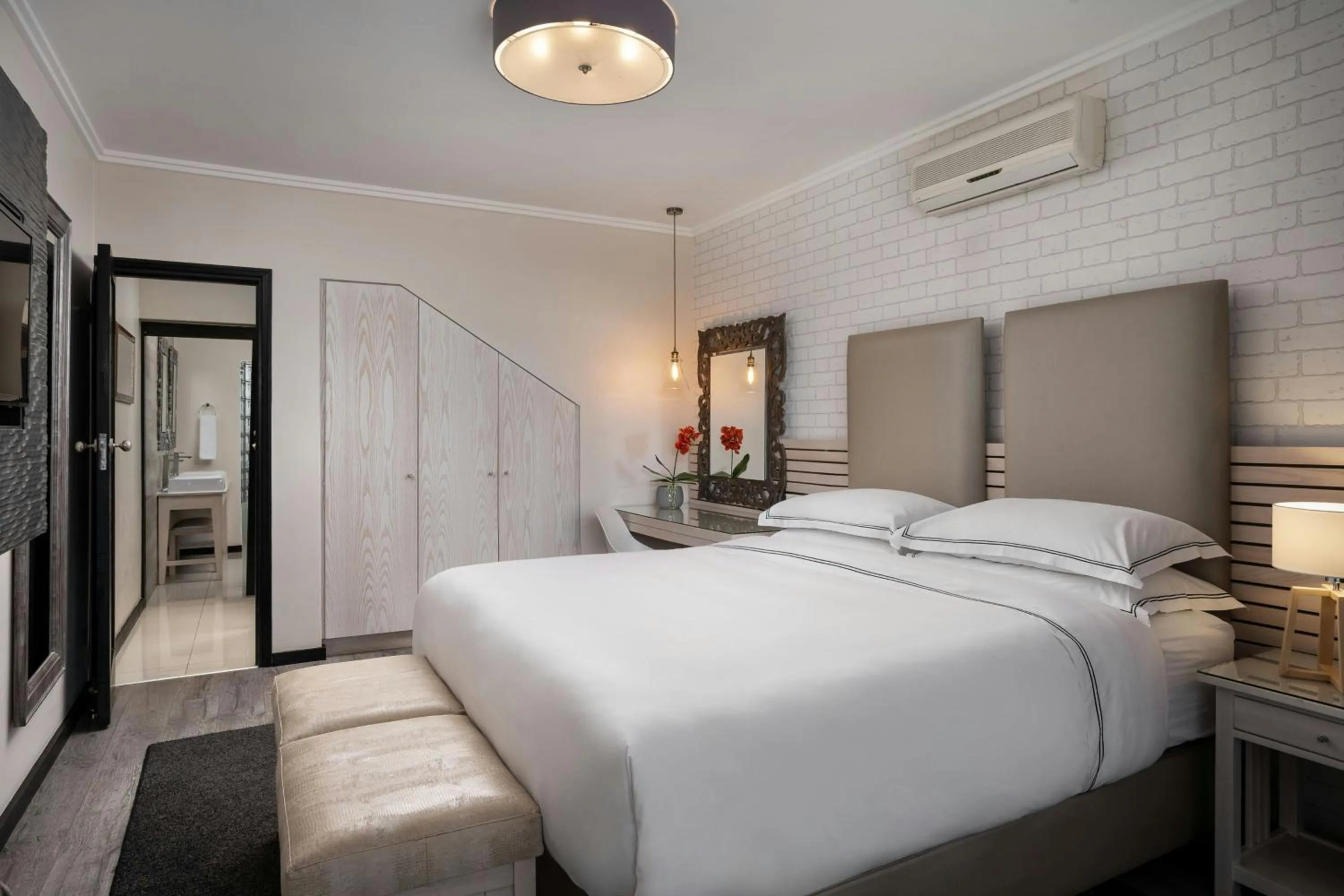 Bedroom, Bed in Protea Hotel by Marriott Mossel Bay