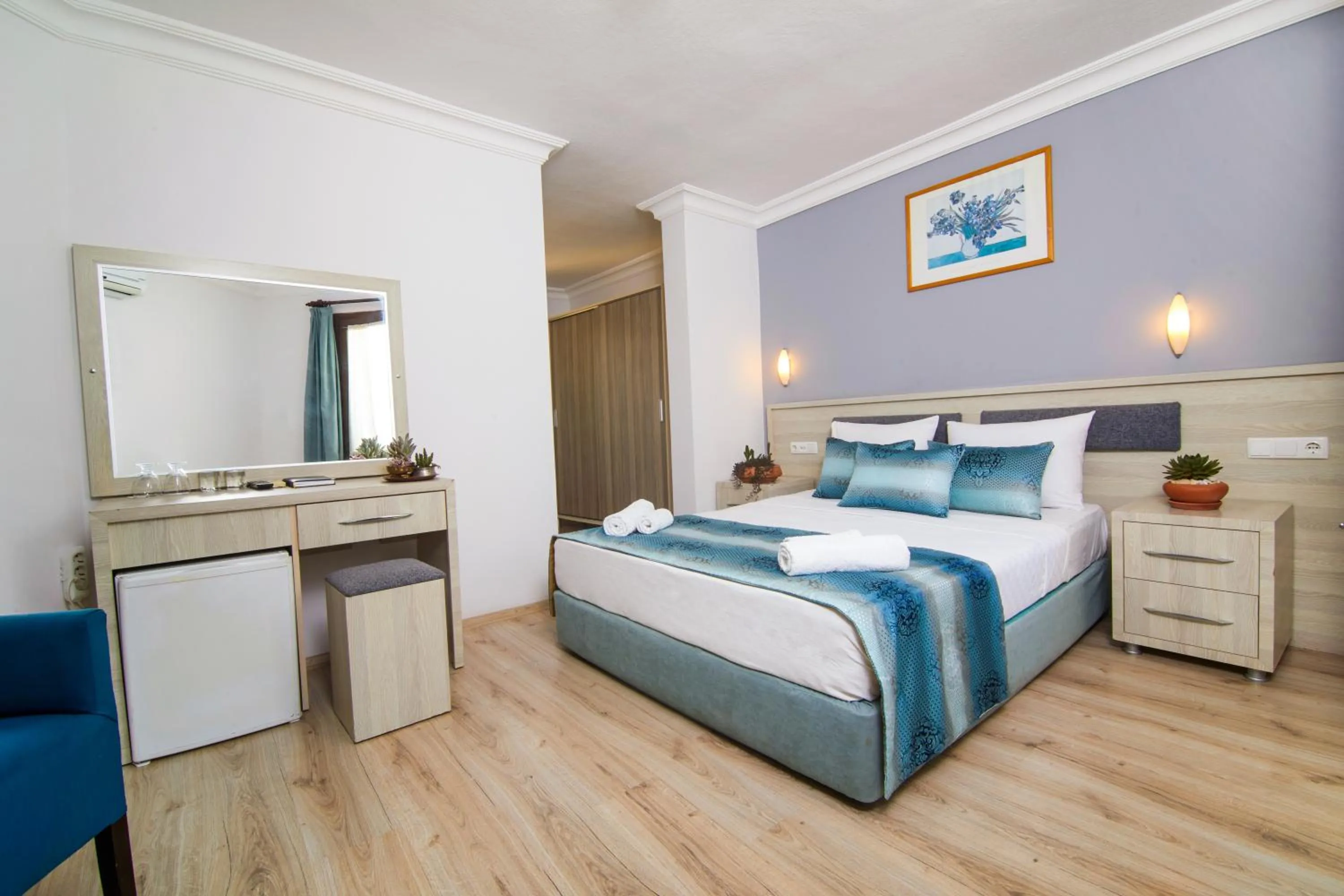 Photo of the whole room, Bed in Dalyan Hotel Nish Caria