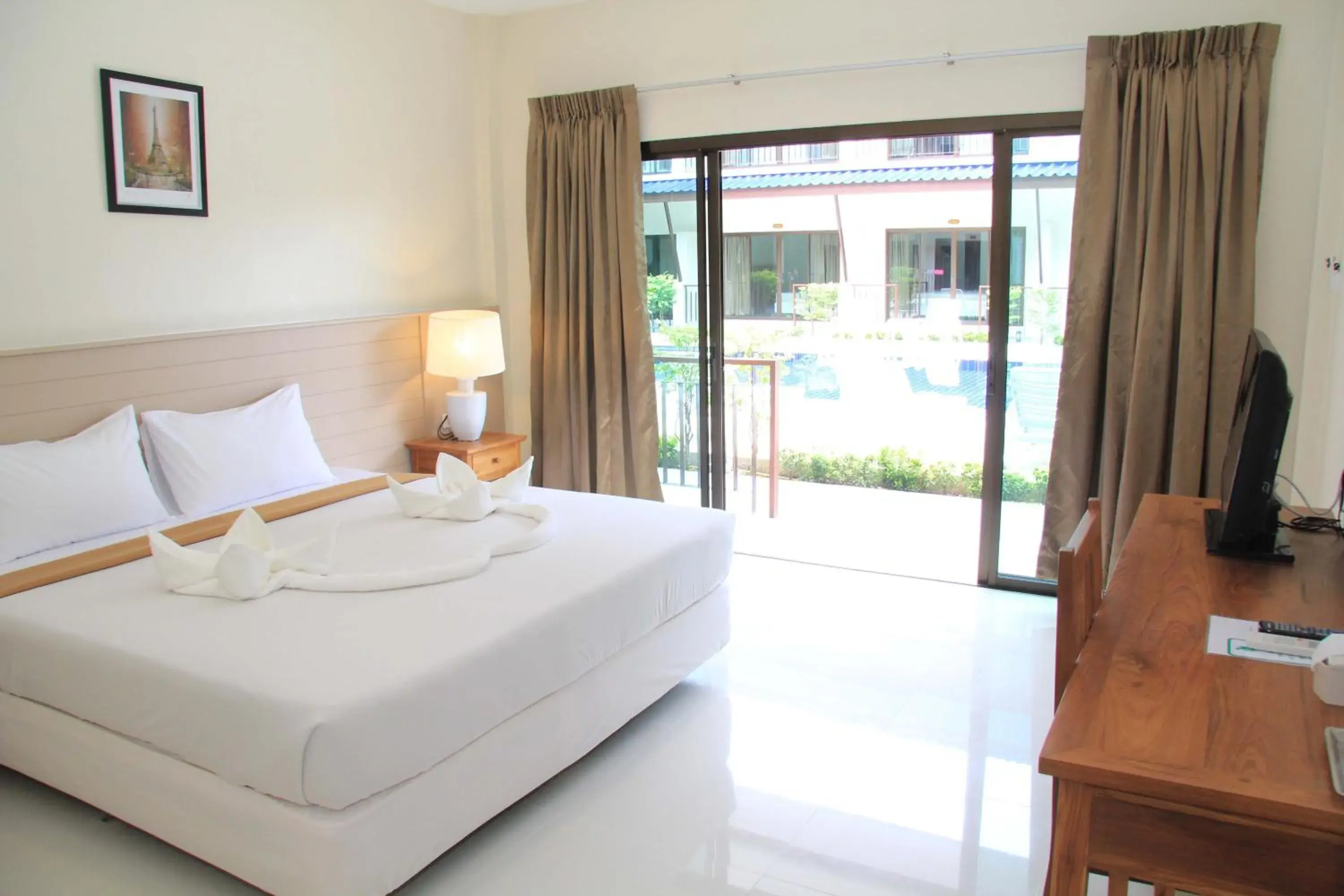Double Room with Pool Access in Phangan Island View - SHA Extra Plus  Double Room with Pool Access in Phangan Island View - SHA Extra Plus