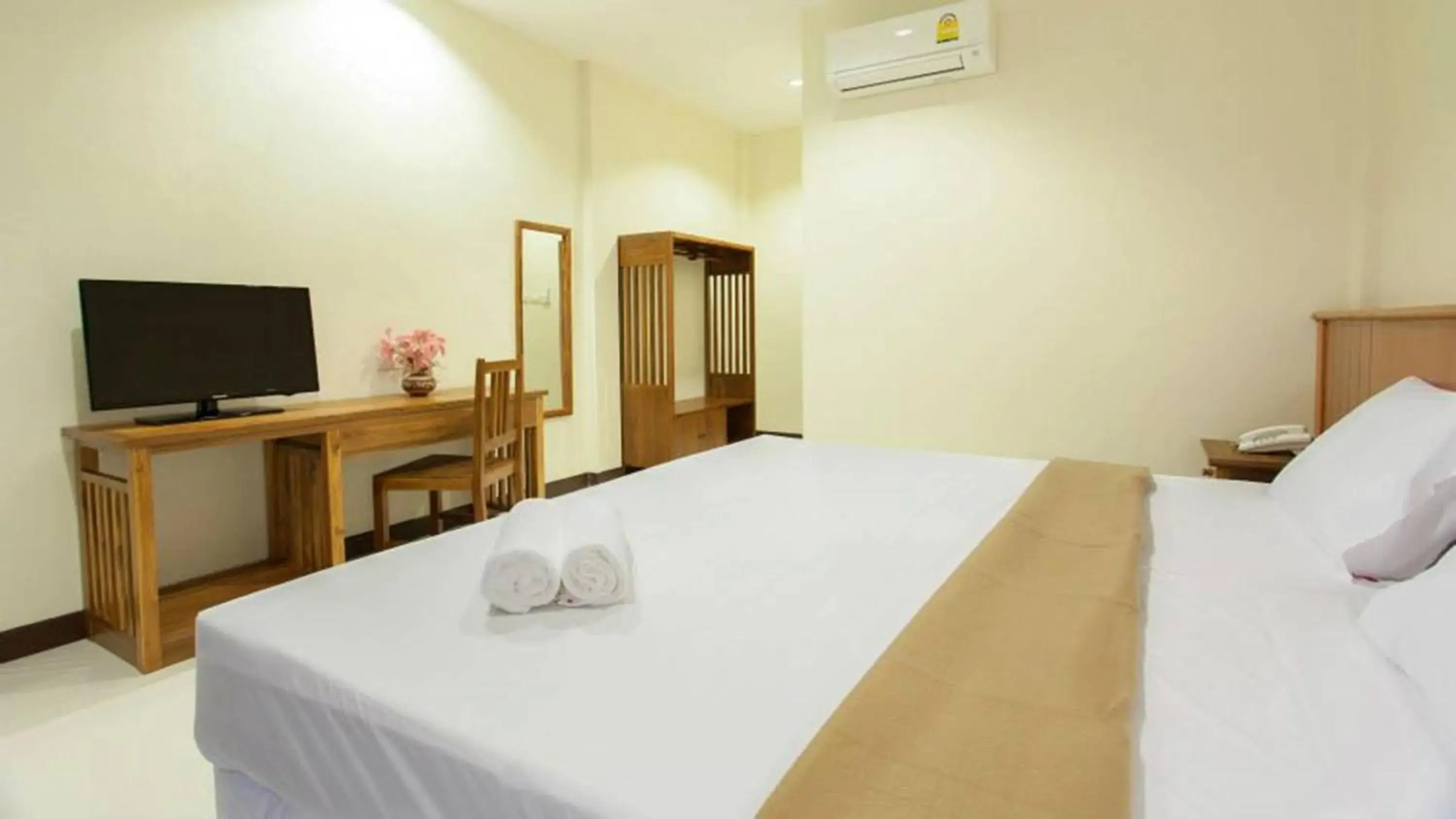 Standard Double Room in Phangan Island View - SHA Extra Plus Standard Double Room in Phangan Island View - SHA Extra Plus