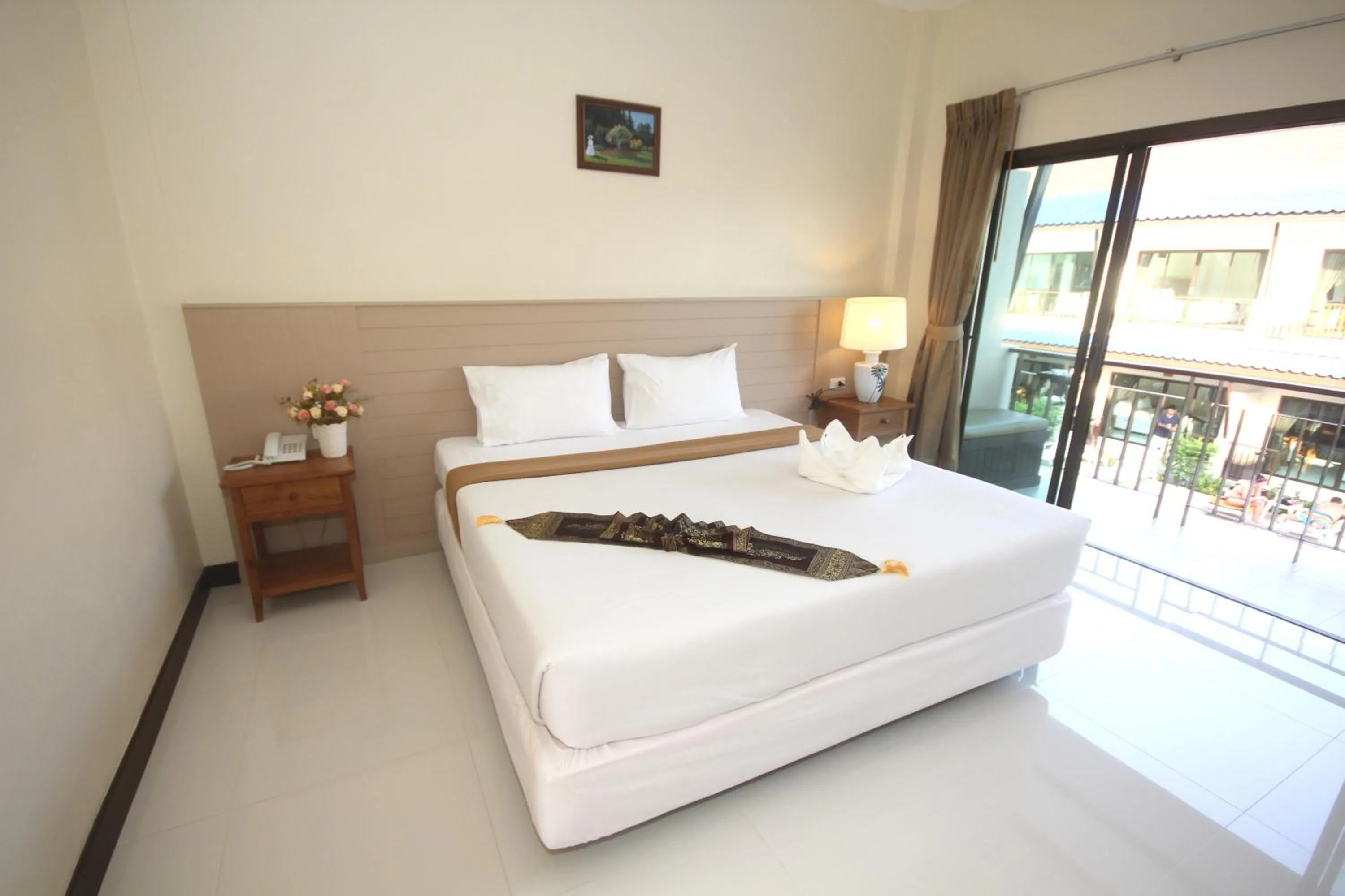Bed in Phangan Island View - SHA Extra Plus