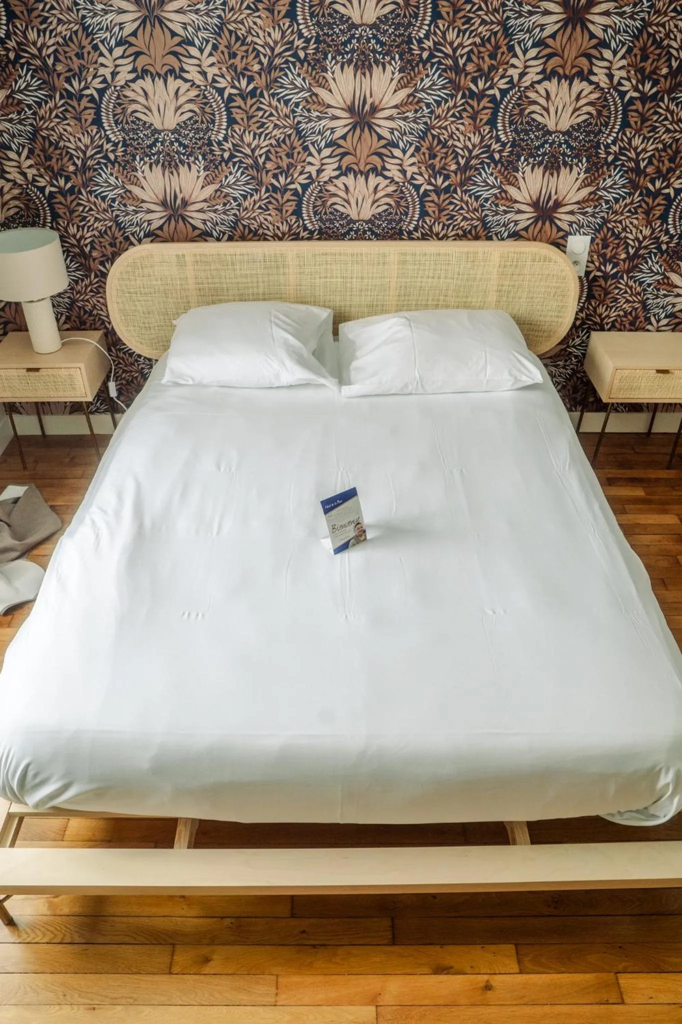 Bed in LOGIS -Hotel & Restaurant de la Place